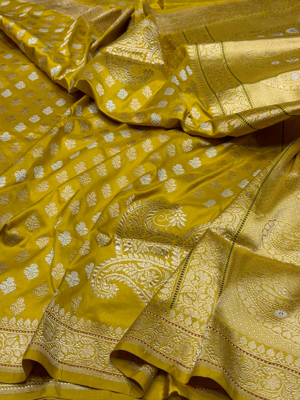 Mustard Yellow Handwoven Pure Banarasi Silk Saree in Kadwa Weave | Authentic Katan Mulberry Silk