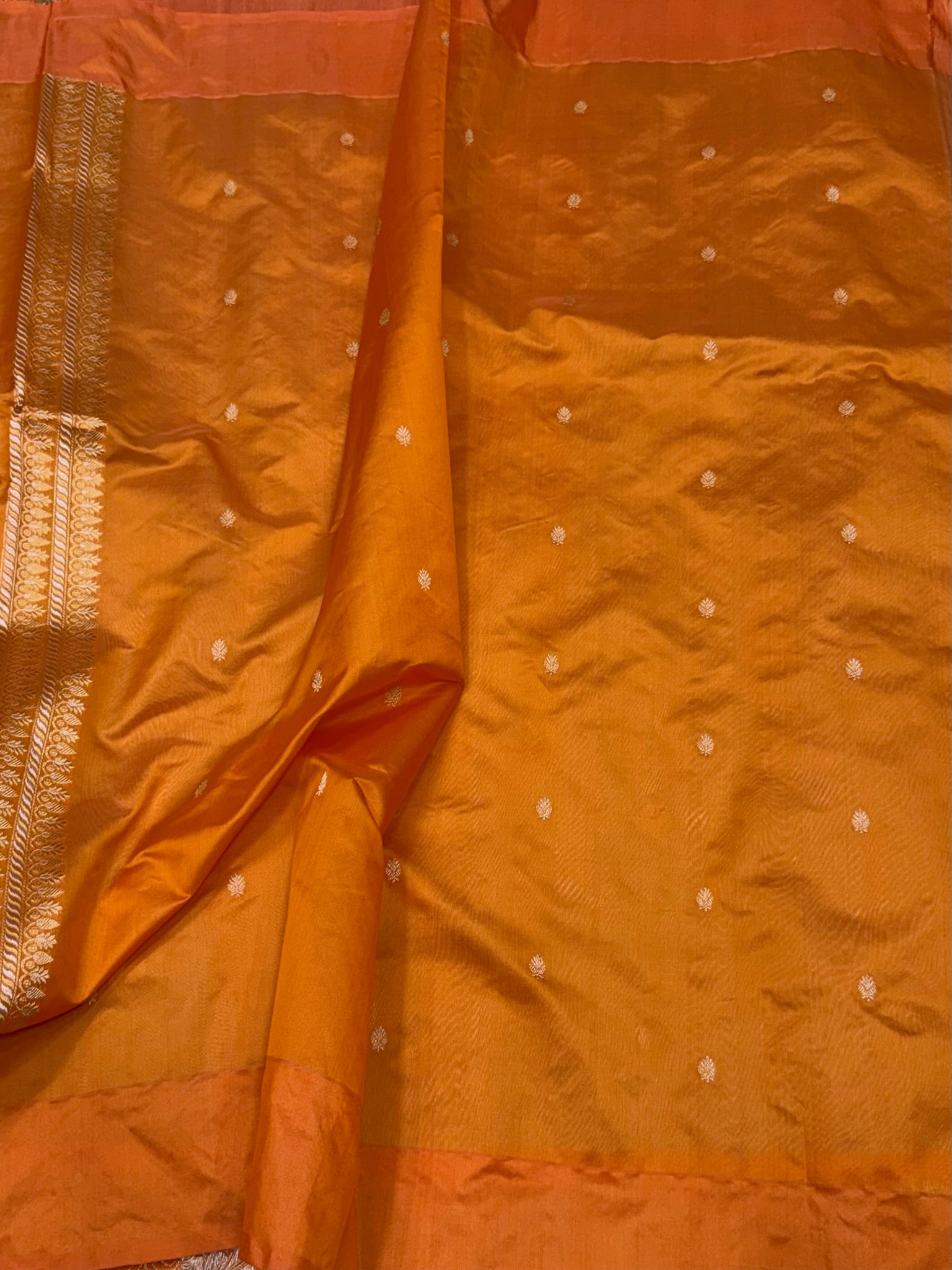 Rose Gold Handwoven Banarasi Pure Tissue Saree