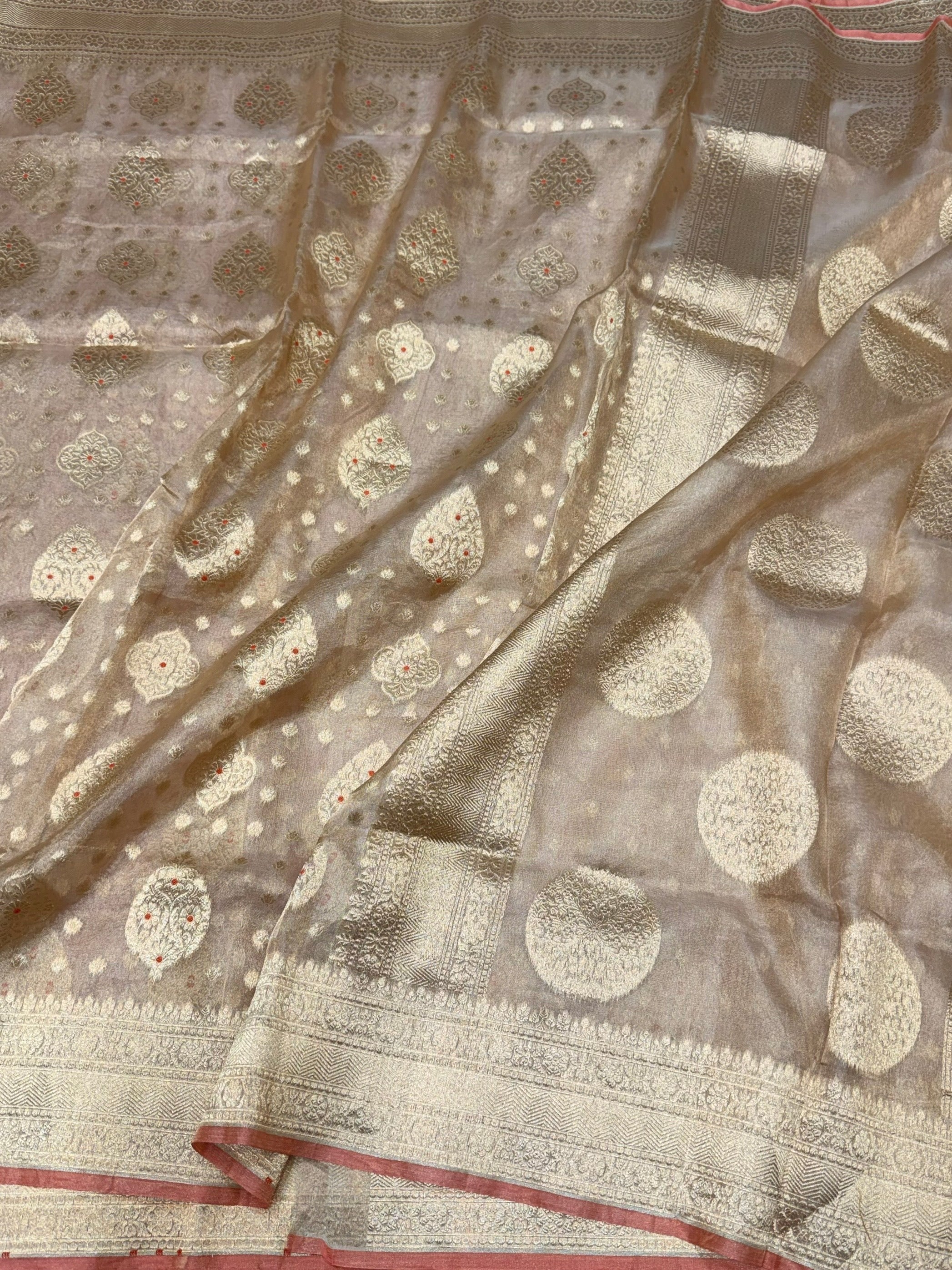 Champagne Gold Pure Banarasi Tissue Silk Saree | Pure Kora Tissue | Cutwork Technique | Lightweight Banarasi Saree