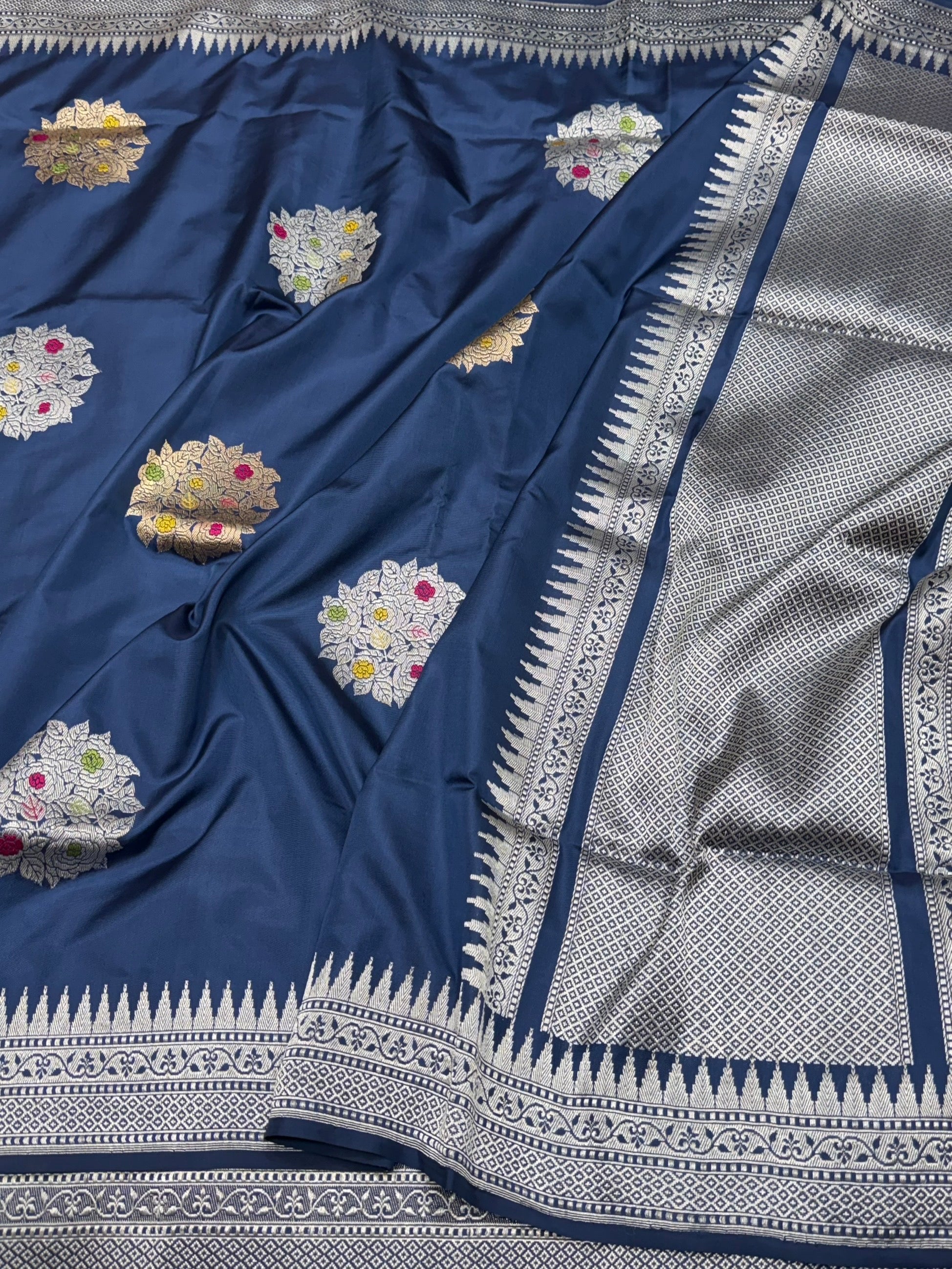 Navy Blue Pure Banarasi Katan Pure Ektara Silk Saree – Handwoven Kadwa Booti