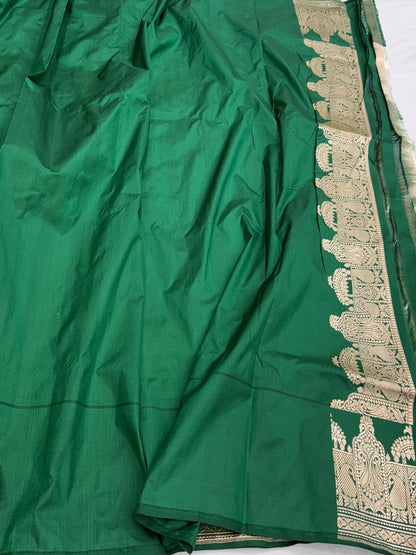 Ivory Handwoven Pure Banarasi Brocade Silk Saree