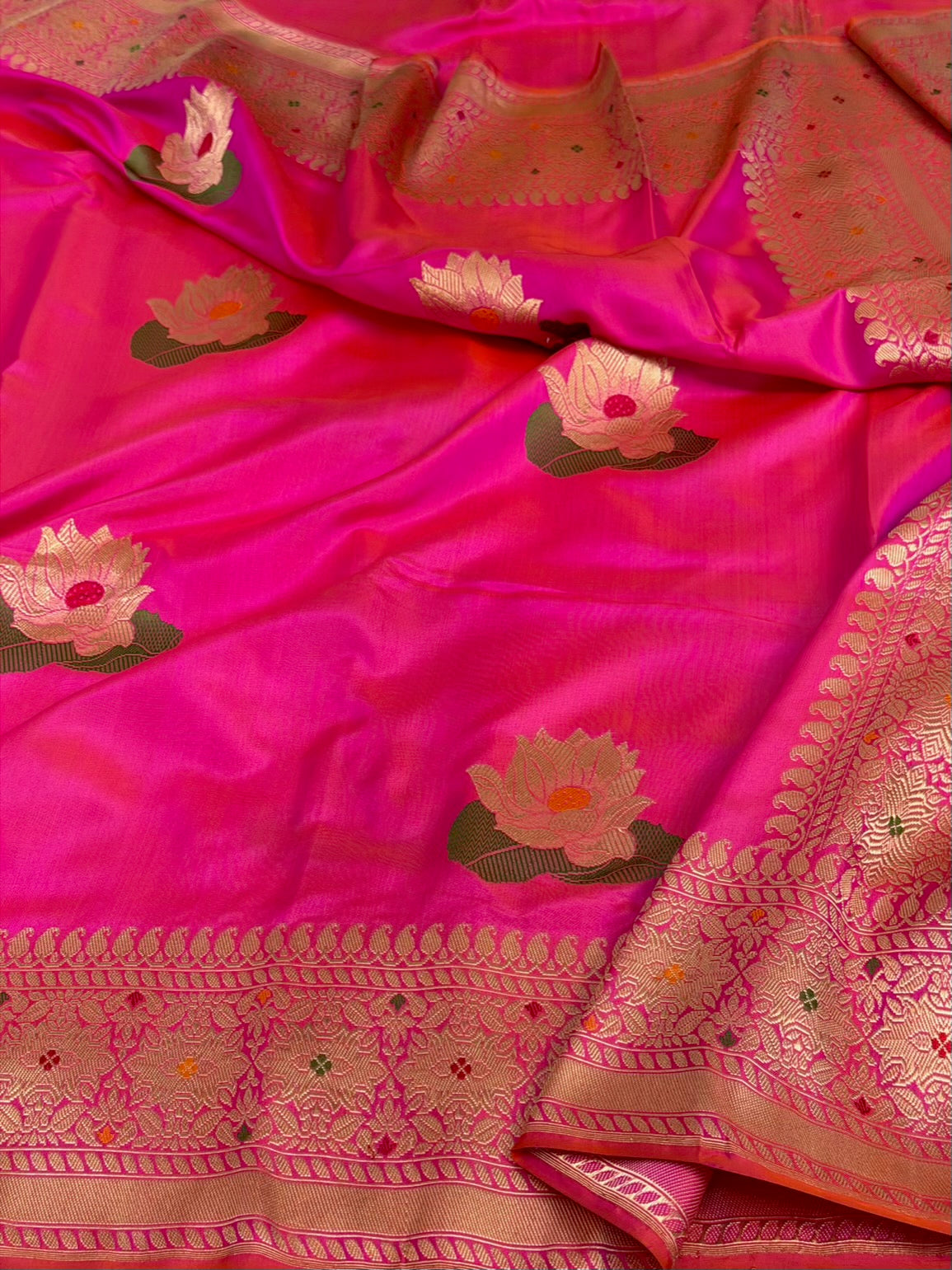 Rani Pink Handwoven Banarasi Pure Ektara Silk Saree
