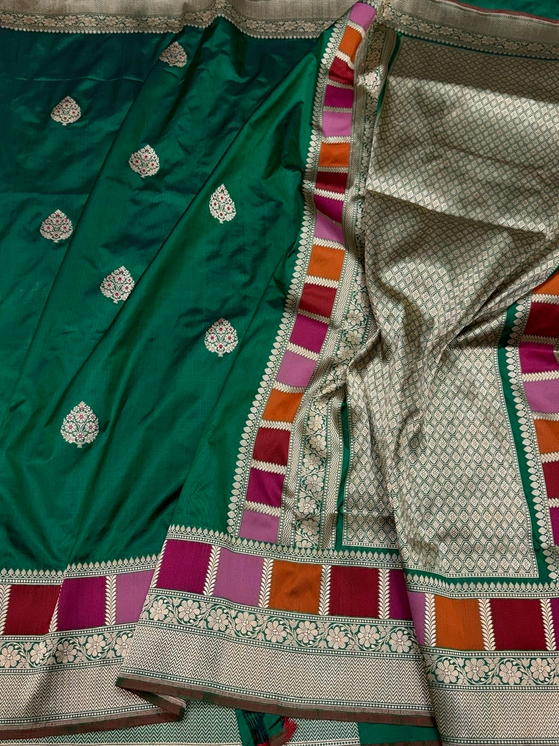 Green Handwoven Pure Banarasi Silk Saree | Pure Katan Silk | Kadwa Weave | HMR Handlooms