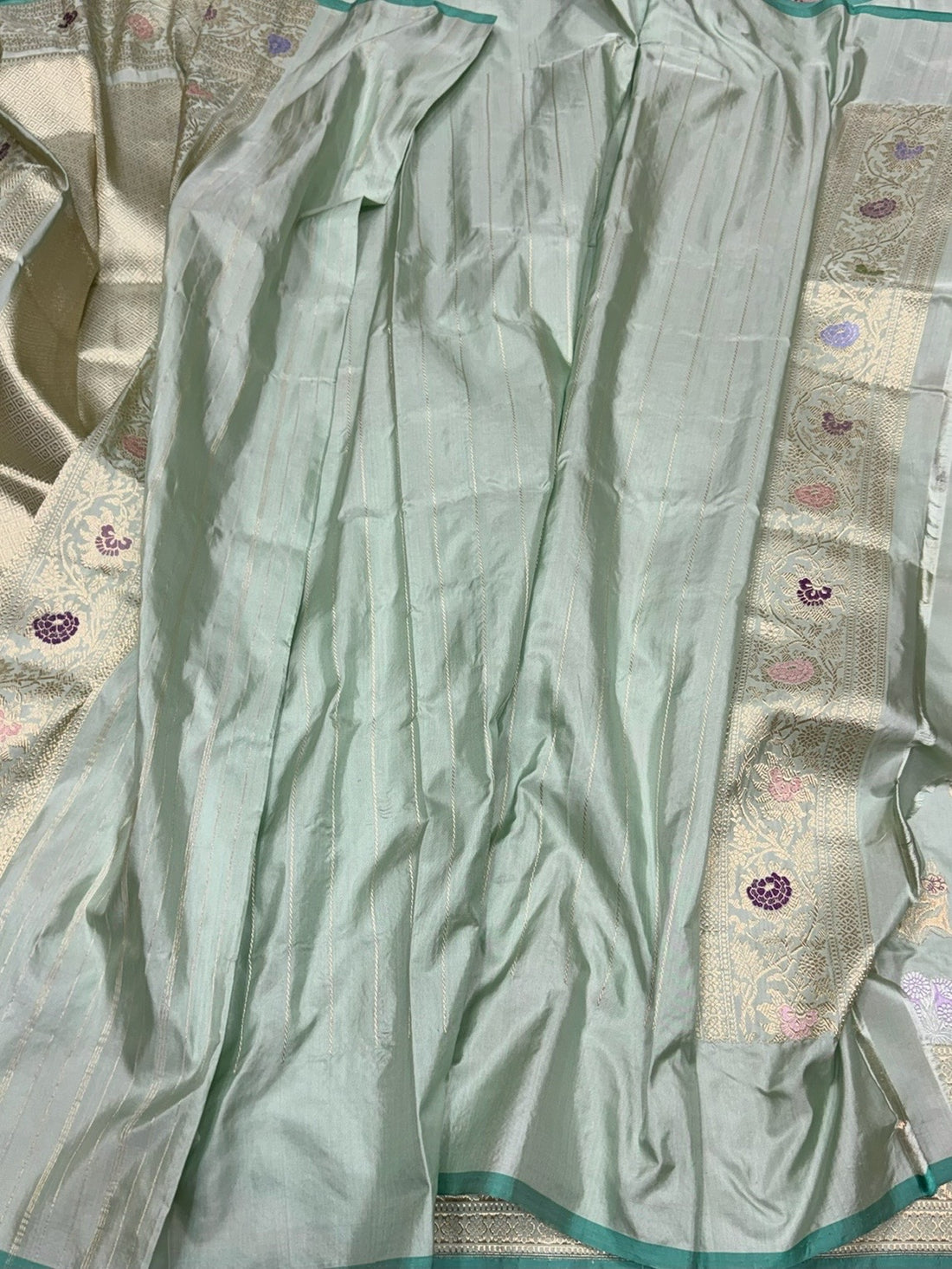 Powder Blue Handwoven Pure Banarasi Silk Saree – Luxury Kadwa Handloom Wedding &amp; Festive Saree