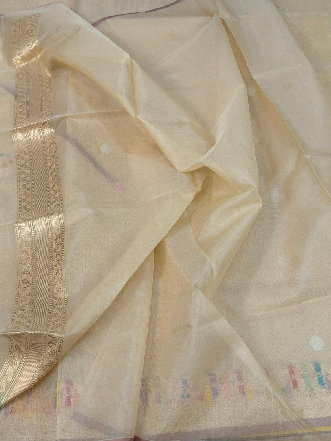 Cream Handwoven Pure Banarasi Organza Saree