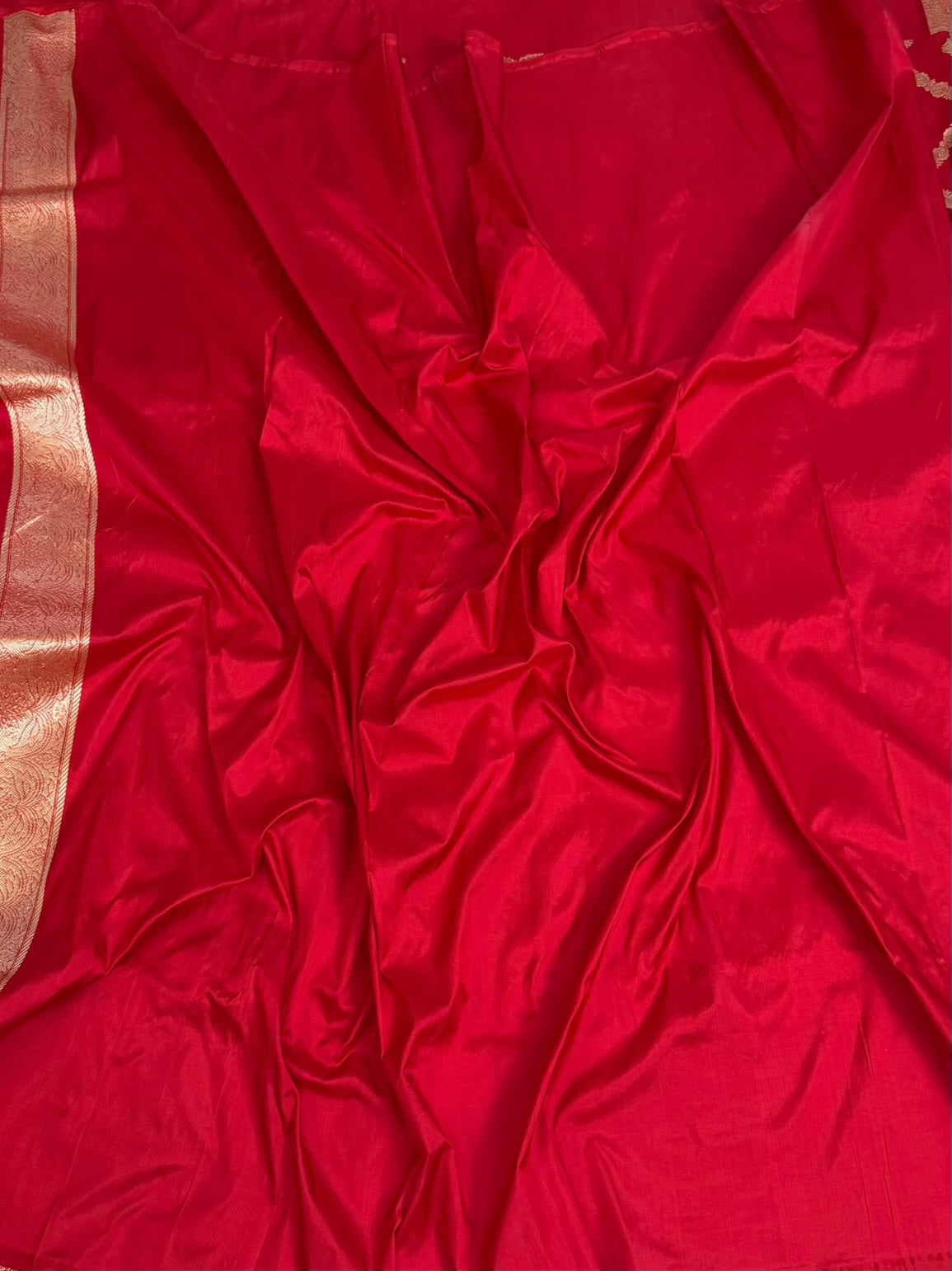 Red Handwoven Banarasi Pure Katan Silk Saree