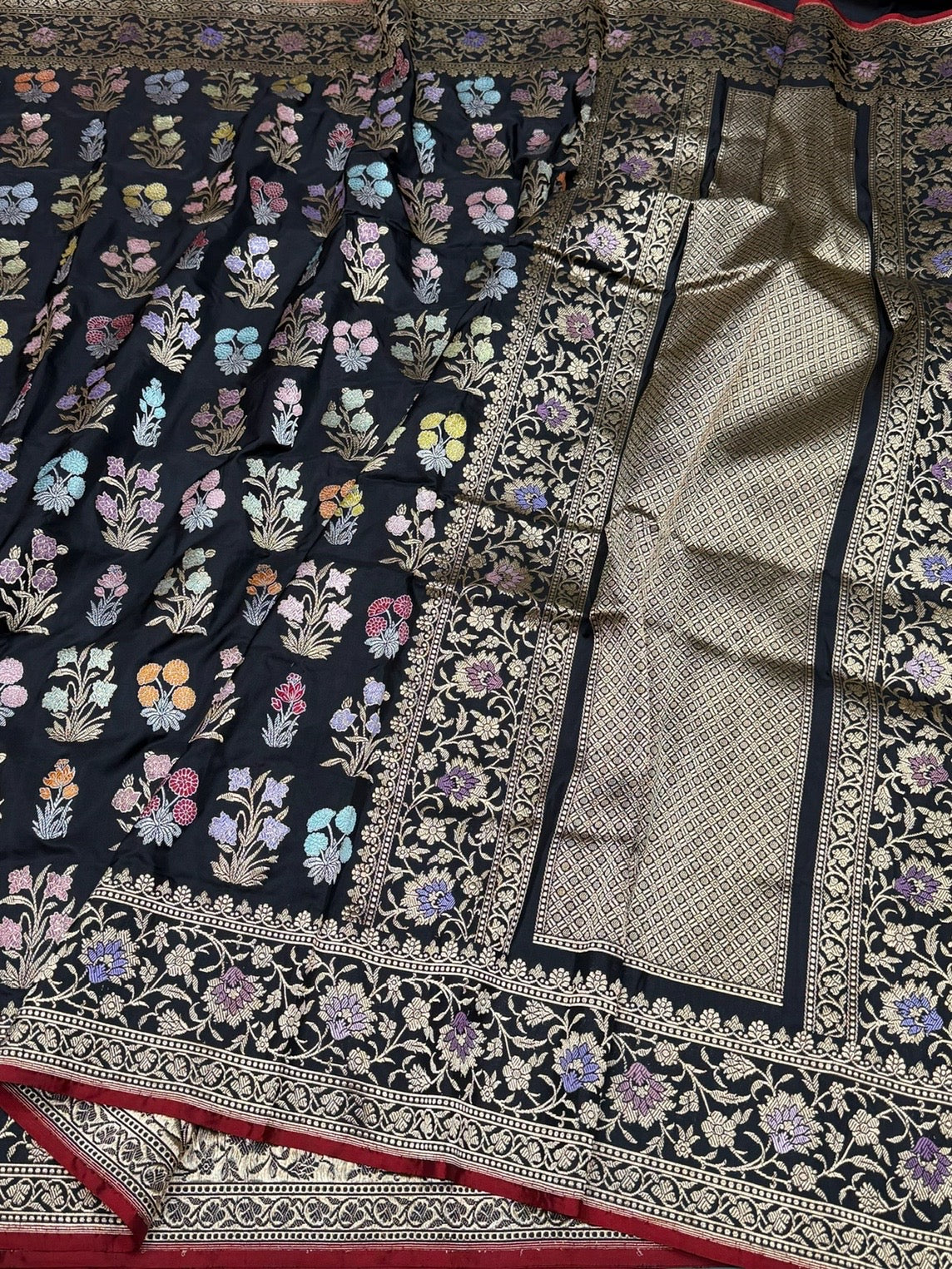 Black Handwoven Pure Banarasi Silk Saree – Kadwa Weave | Authentic Katan Mulberry Silk