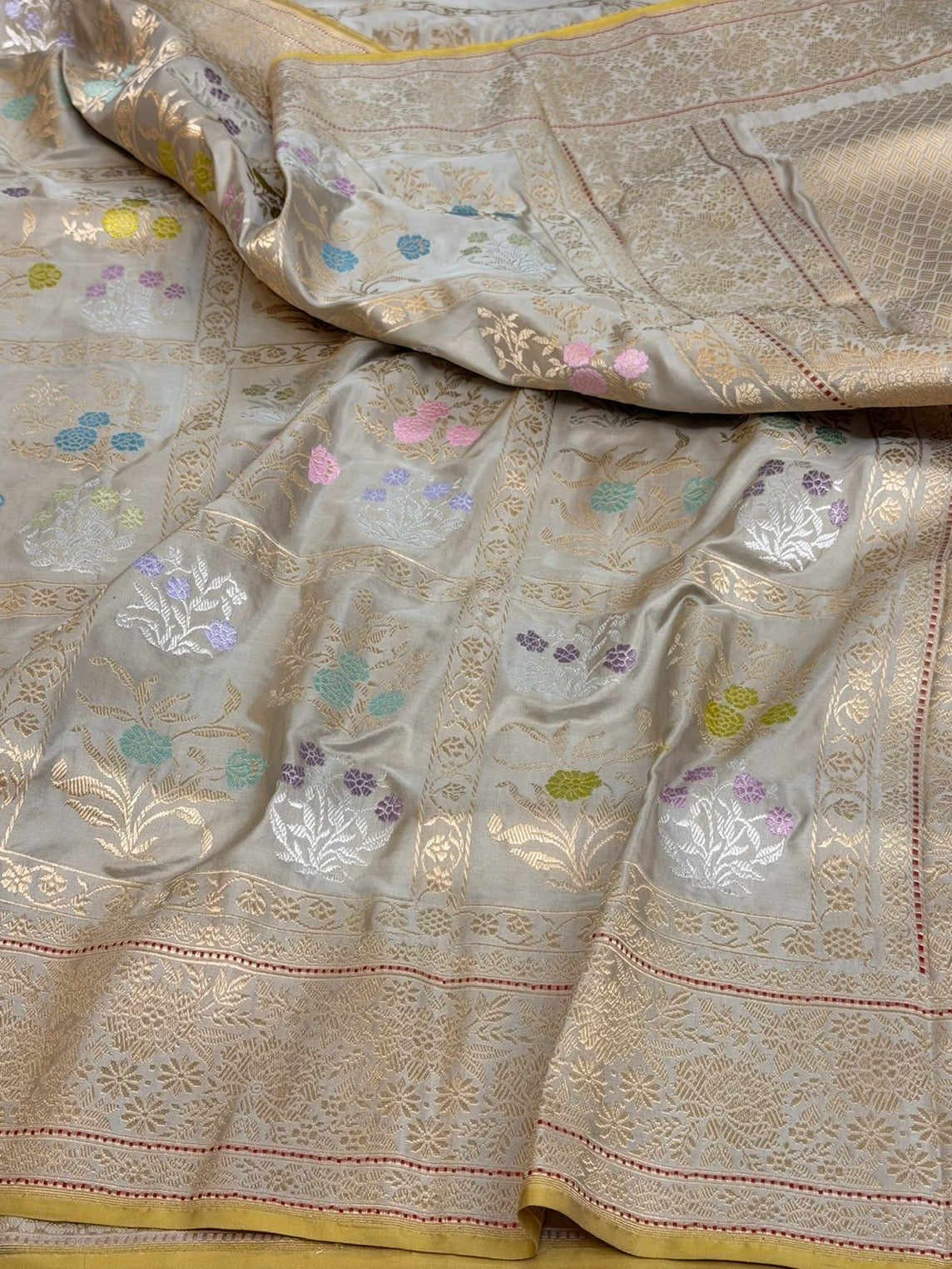Platinum Grey Handwoven Banarasi Pure Katan Silk Saree