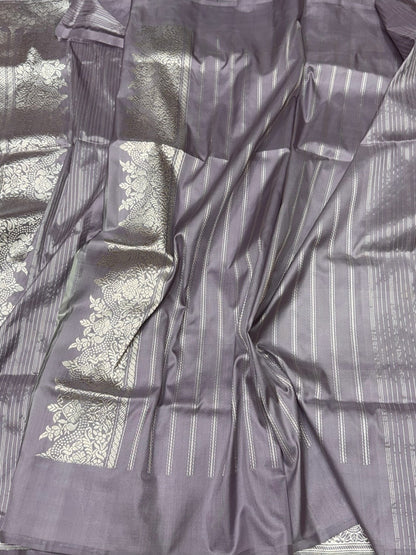 Dusty Lavender Handwoven Pure Banarasi Silk Saree
