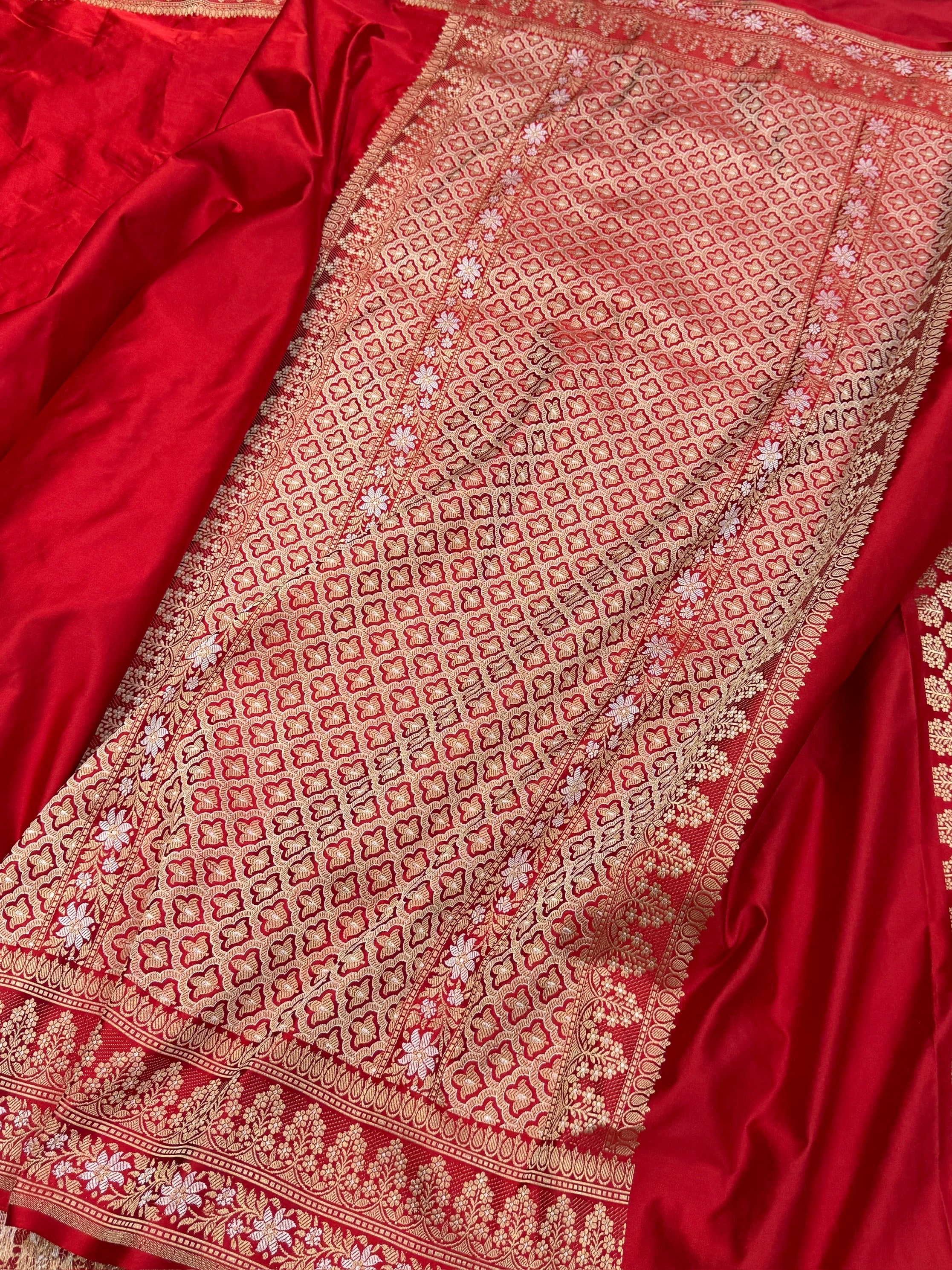 Red Handwoven Pure Banarasi Mashru Satin Silk Saree