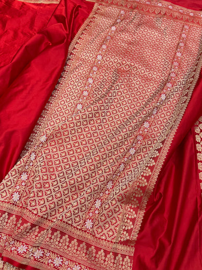 Red Handwoven Pure Banarasi Mashru Satin Silk Saree