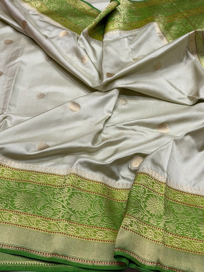 Cream white Handwoven Pure Banarasi Ektara Silk Saree – Kadwa Iktara Weave