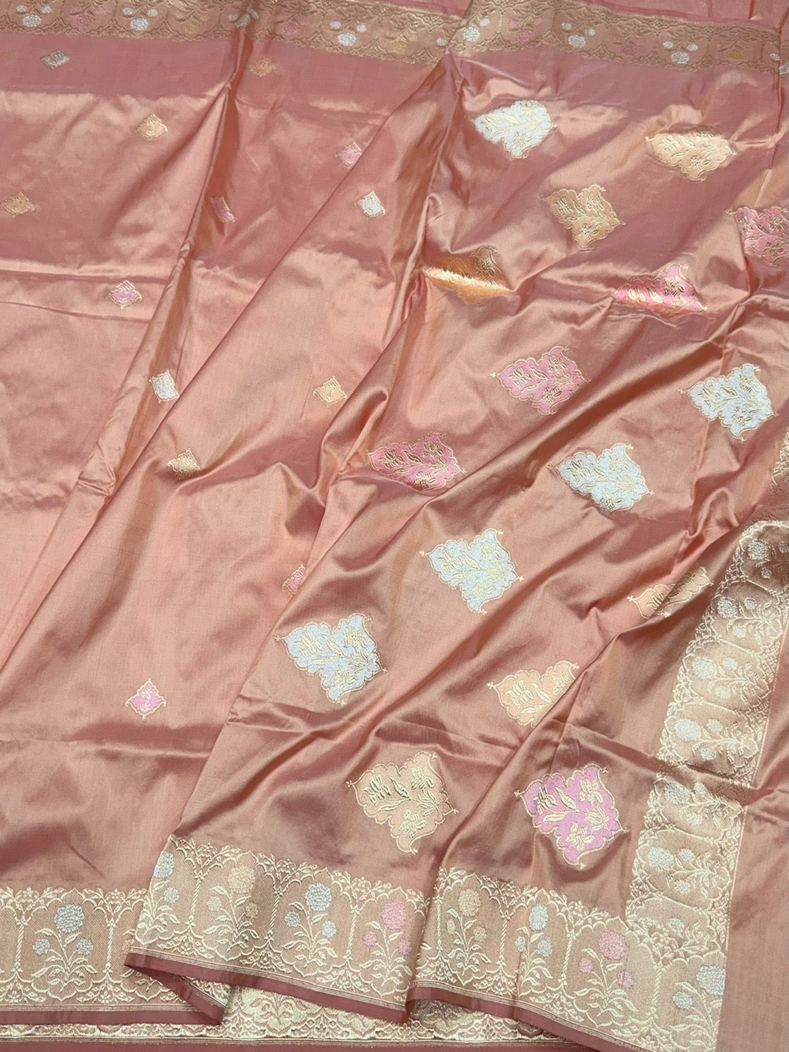 Peach Handwoven Pure Banarasi Silk Saree