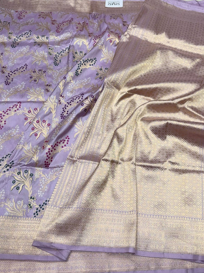 Light Lavender Handwoven Pure Banarasi Silk Saree