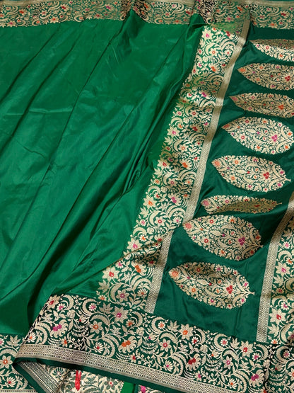 Emerald Green Handwoven Pure Banarasi Katan Silk Saree | Kadwa Weave | Intricate Border Design | Pure Silk Handloom Saree