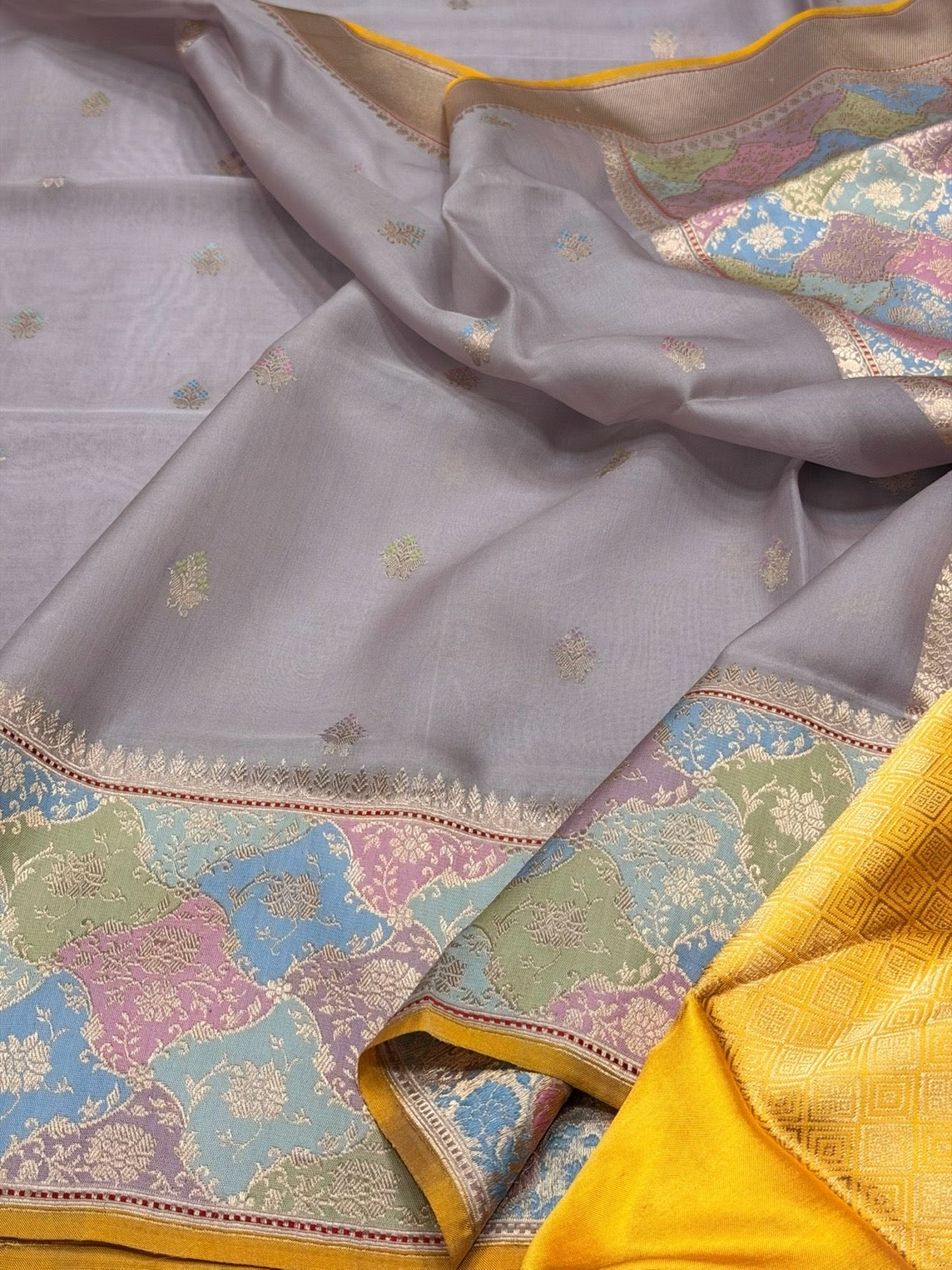 Mauve Handwoven Pure Organza Silk Saree | 100% Pure Kora-Mulberry Silk in Kadwa Weave