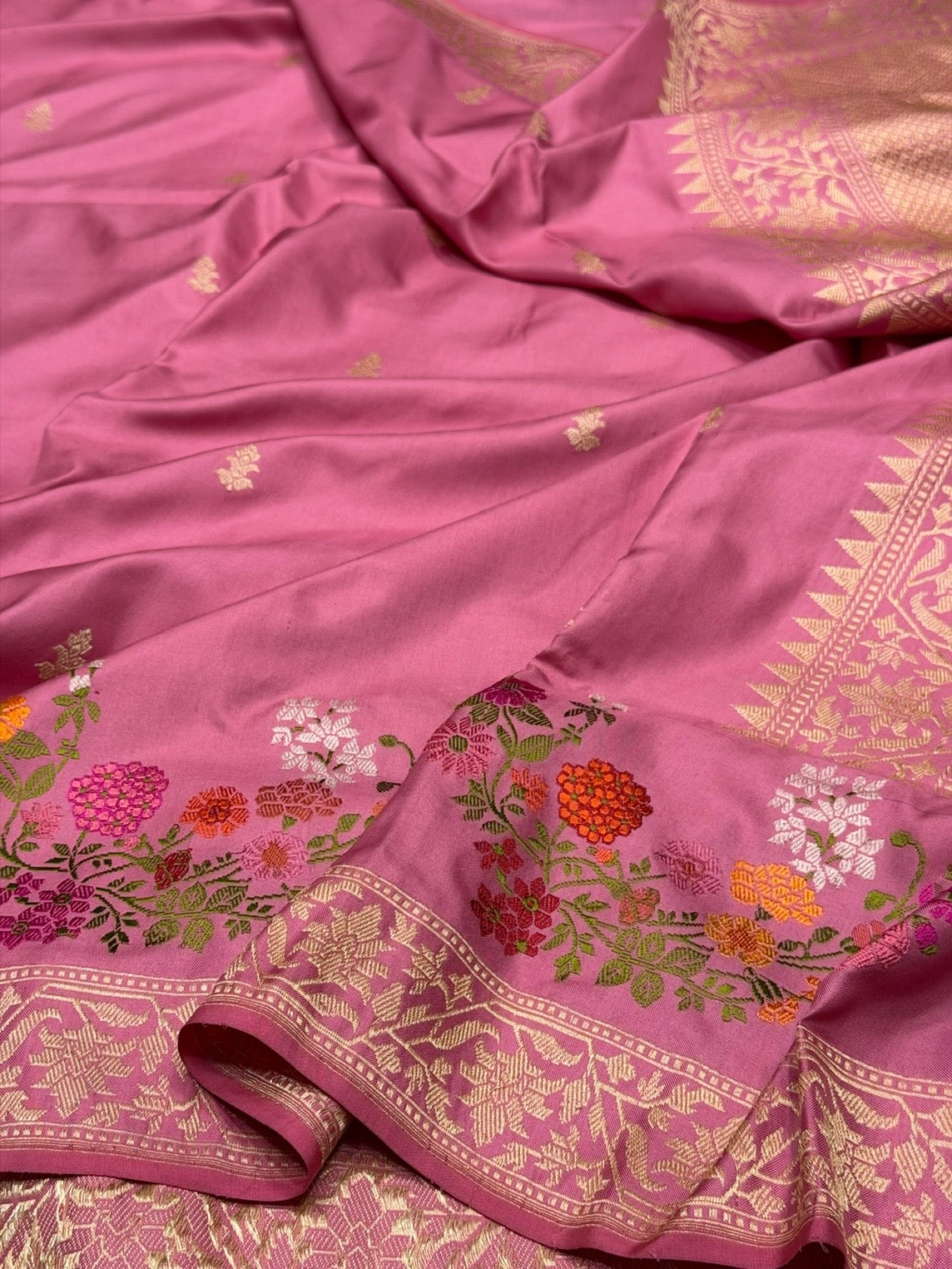 Gajiri Pink Handwoven Pure Banarasi Ektara Silk Saree