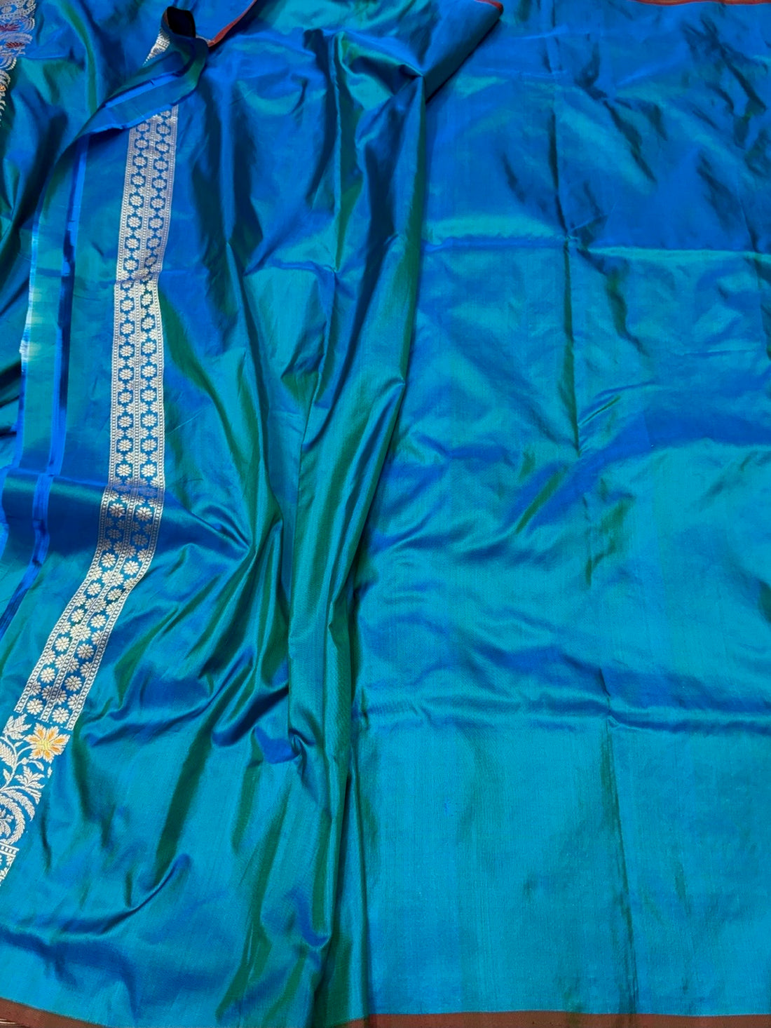 Peacock Blue Handwoven Pure Banarasi Katan Silk Saree