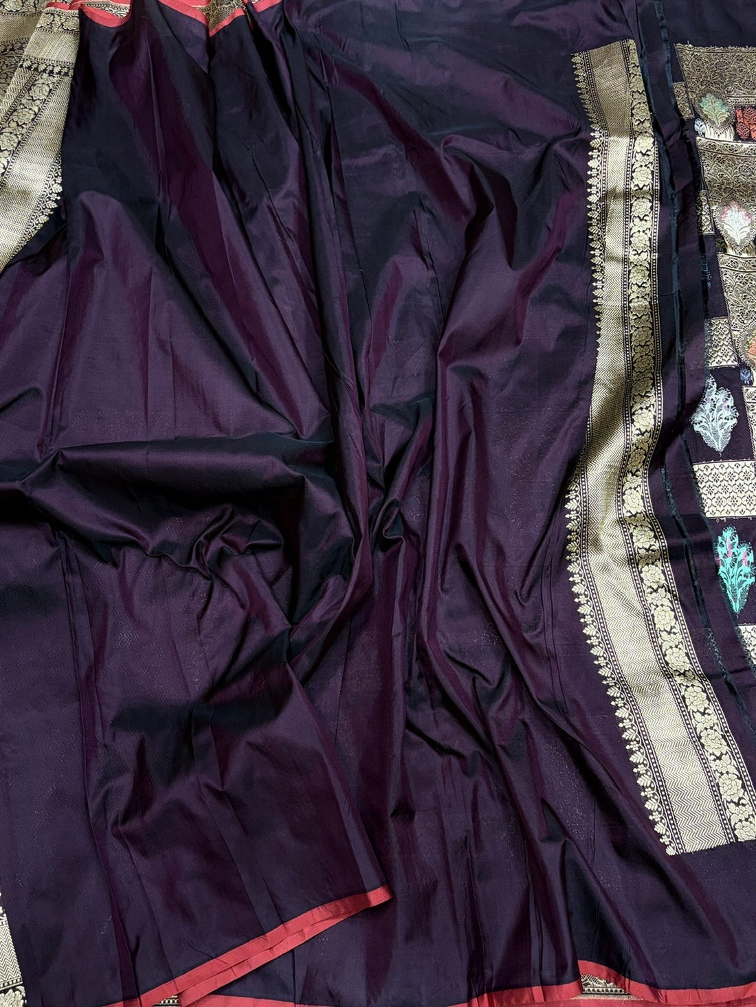 Wine Handwoven Pure Banarasi Rangkaat Silk Saree