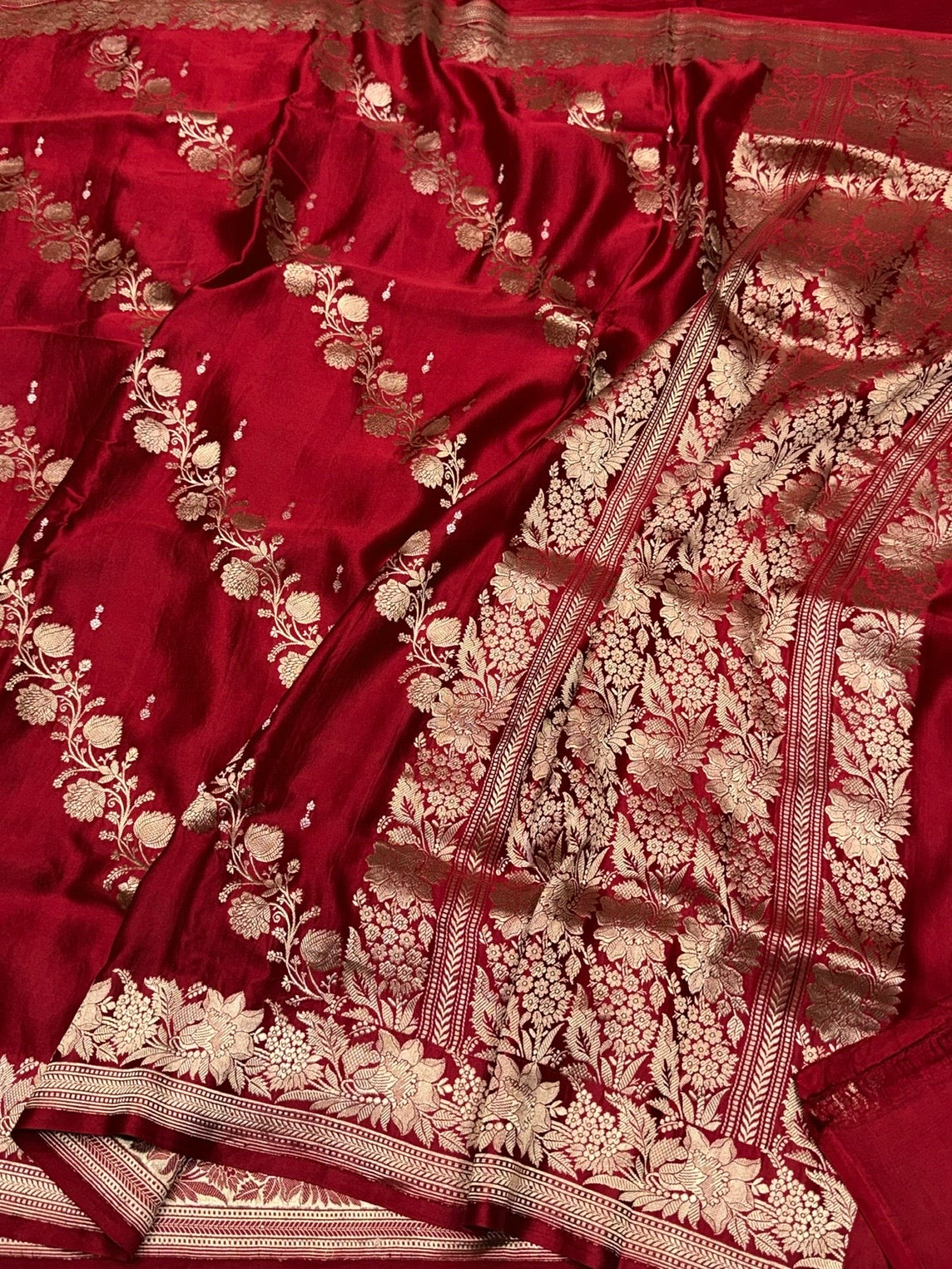 Red Handwoven Pure Mashru Banarasi Satin Silk Saree