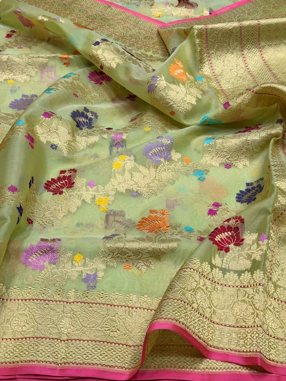 Pista Handwoven Pure Banarasi Organza Silk Saree in Kadwa Weave | 100% Pure Kora Silk