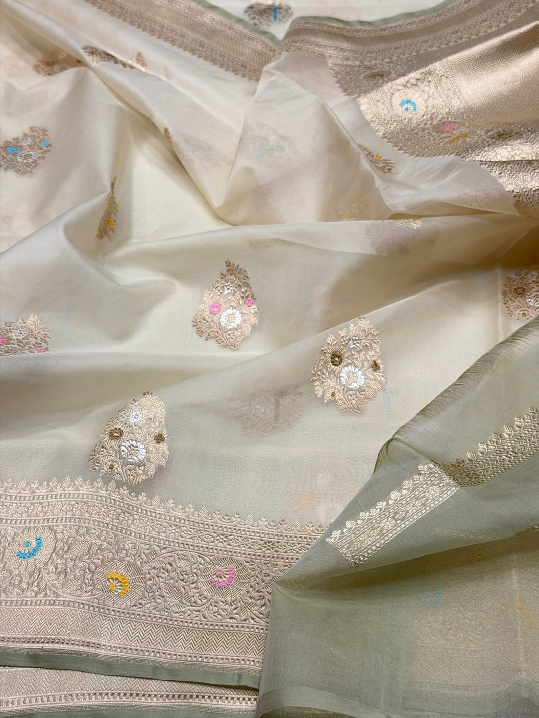 Ivory Handwoven Pure Organza Silk Saree