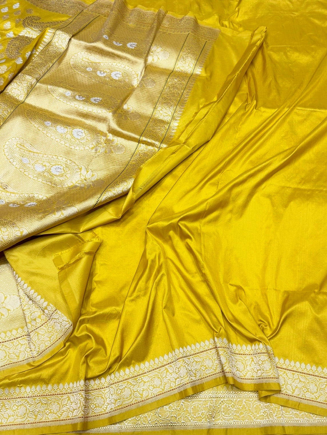 Mustard Yellow Handwoven Pure Banarasi Silk Saree in Kadwa Weave | Authentic Katan Mulberry Silk