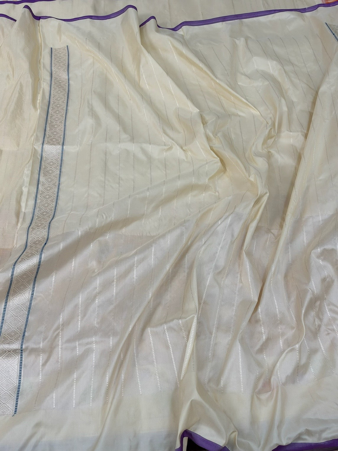 Cream Handwoven Pure Banarasi Ektara Silk Saree