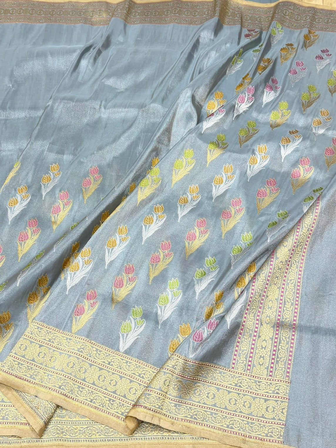 Ash Grey Handwoven Pure Banarasi Tissue Saree