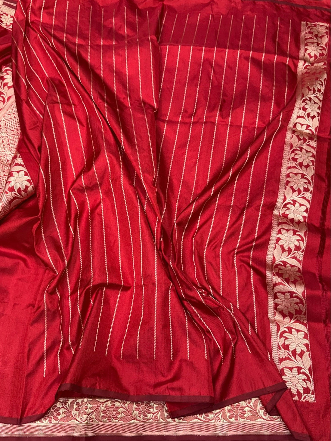 Red Handwoven Pure Banarasi Ektara Silk Saree