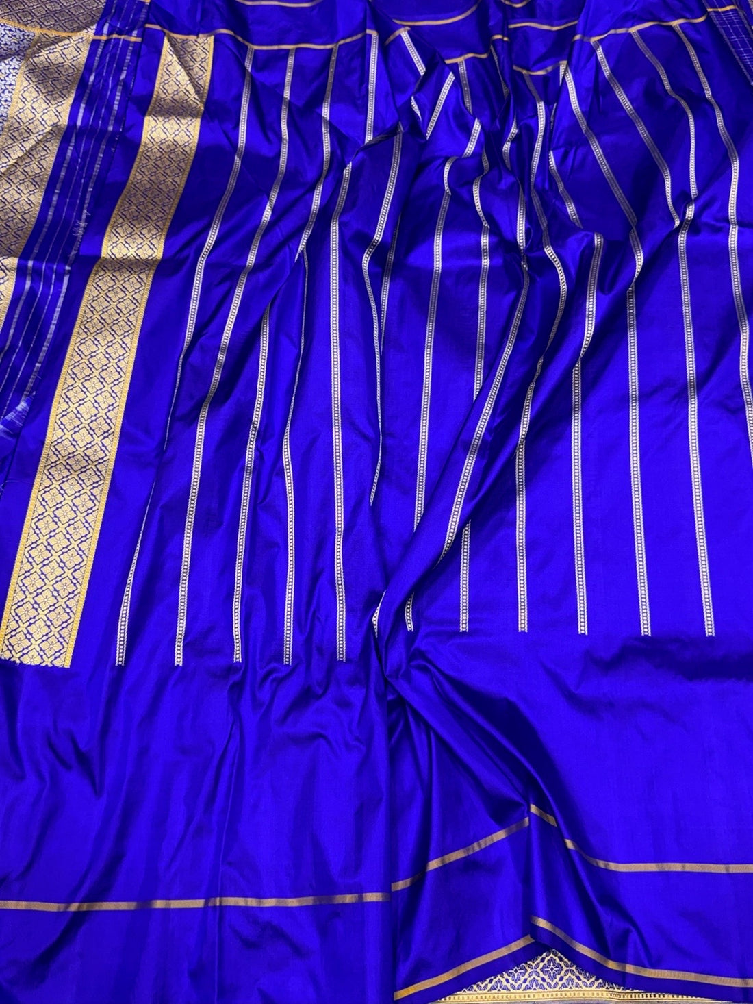 Royal Blue Handwoven Pure Banarasi Silk Saree – Kadwa Weave, Pure Katan-Mulberry Silk