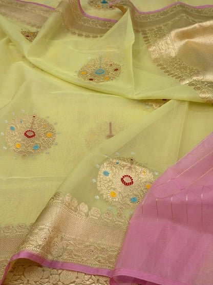 Parrot Green Handwoven Pure Banarasi Organza Silk Saree