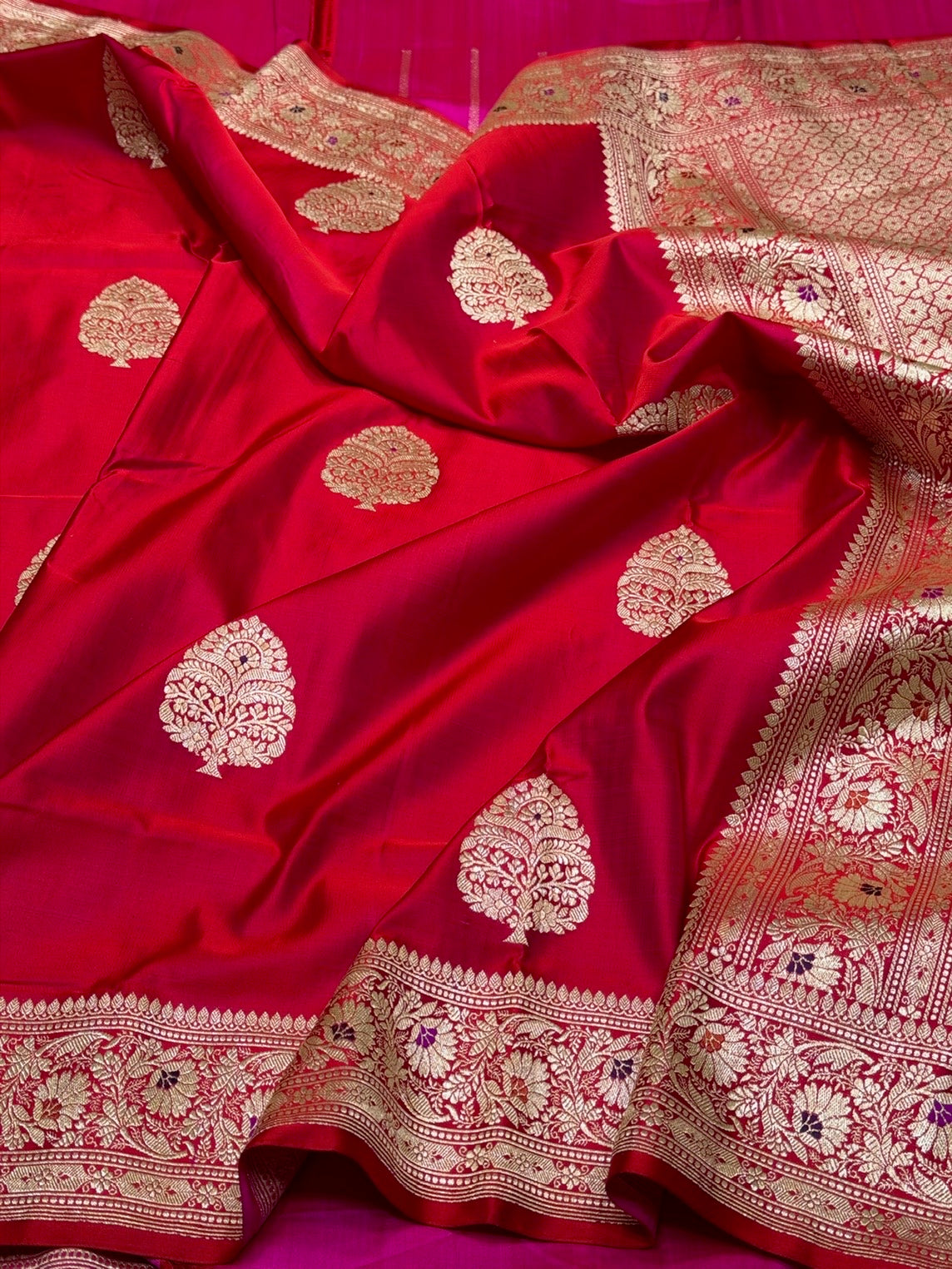 Red Handwoven Vintage Pure Banarasi Satin Silk Saree