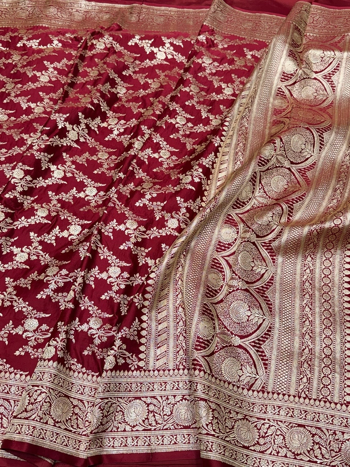 Maroon Handwoven Vintage Pure Banarasi Satin Silk Saree