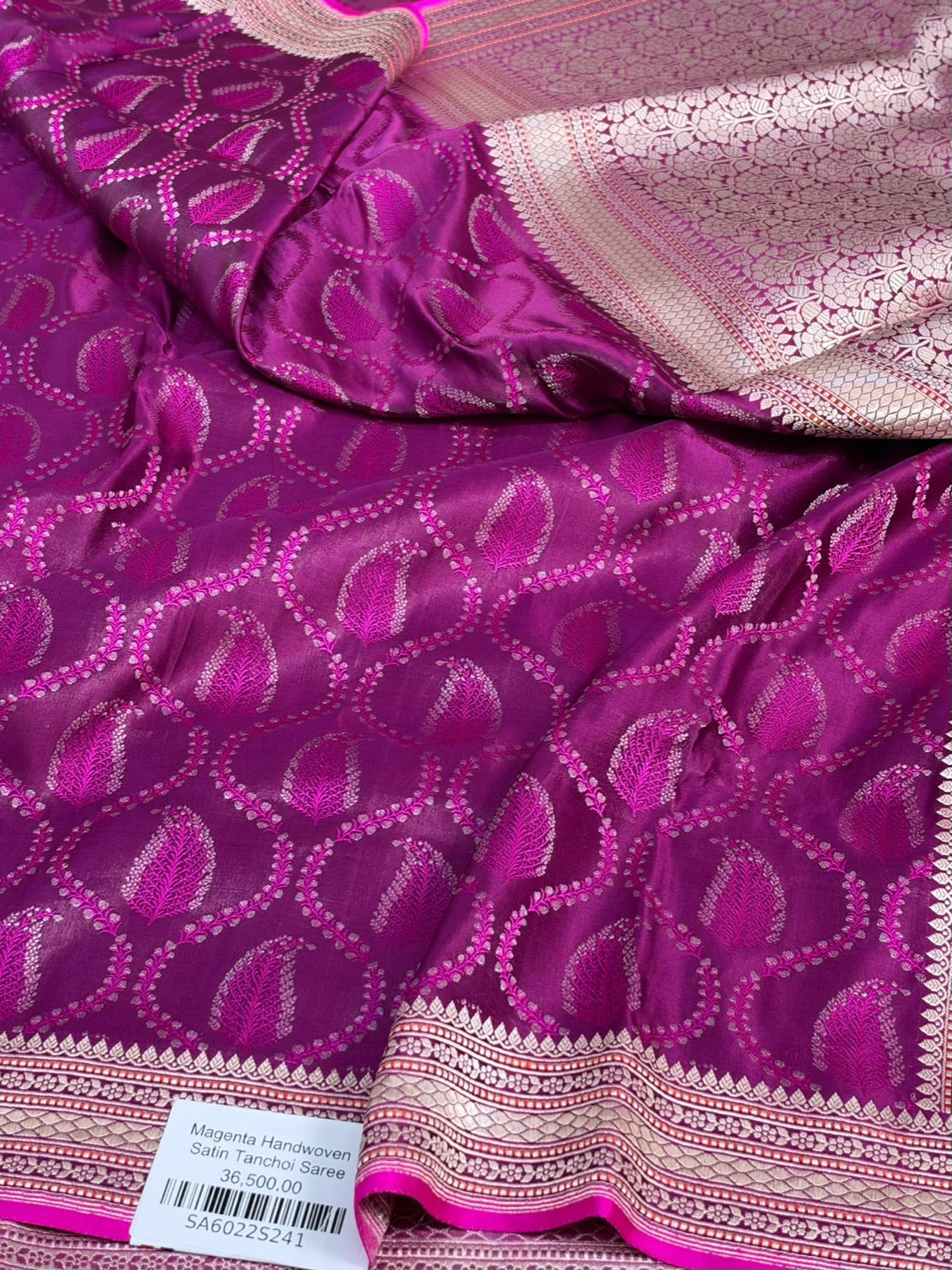 Magenta Pink Handwoven Pure Banarasi Satin Tanchoi Silk Saree