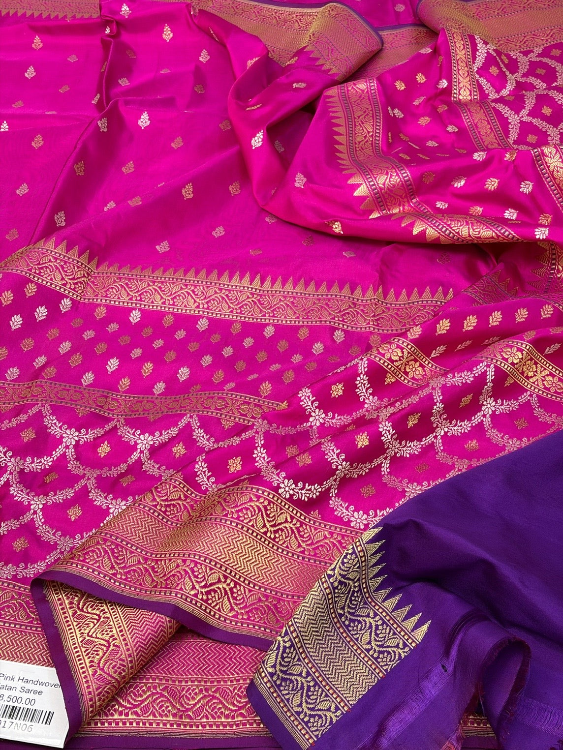 Rani Pink Handwoven Pure Banarasi Rangkaat Silk Saree
