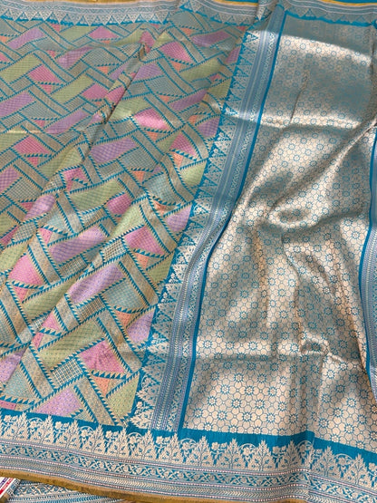 Sky Blue Handwoven Pure Katan Silk Banarasi Kimkhab Brocade Saree