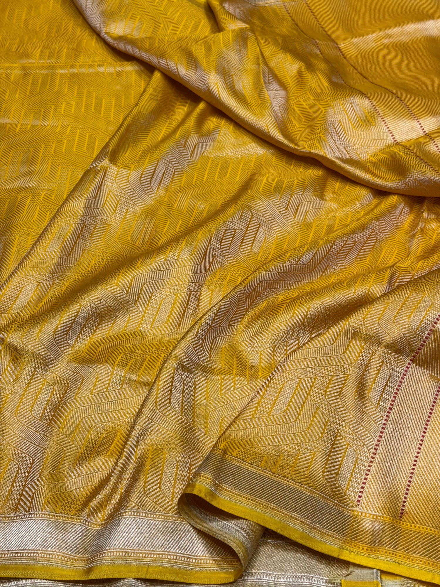 Yellow Handwoven Pure Banarasi Satin Silk Brocade Saree – Luxury Brocade Work