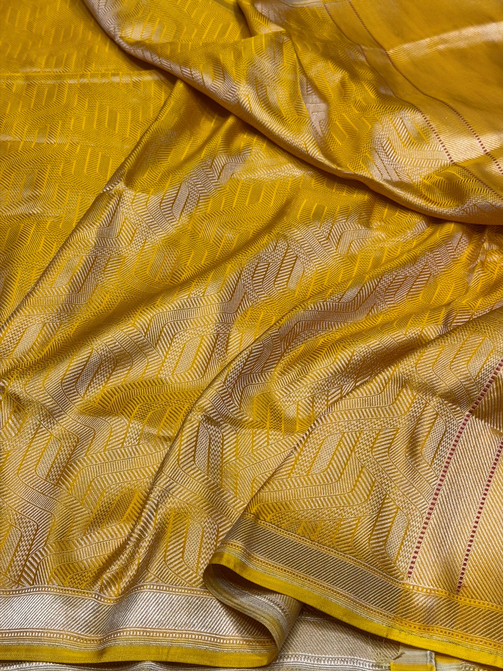 Yellow Handwoven Pure Banarasi Satin Silk Brocade Saree – Luxury Brocade Work
