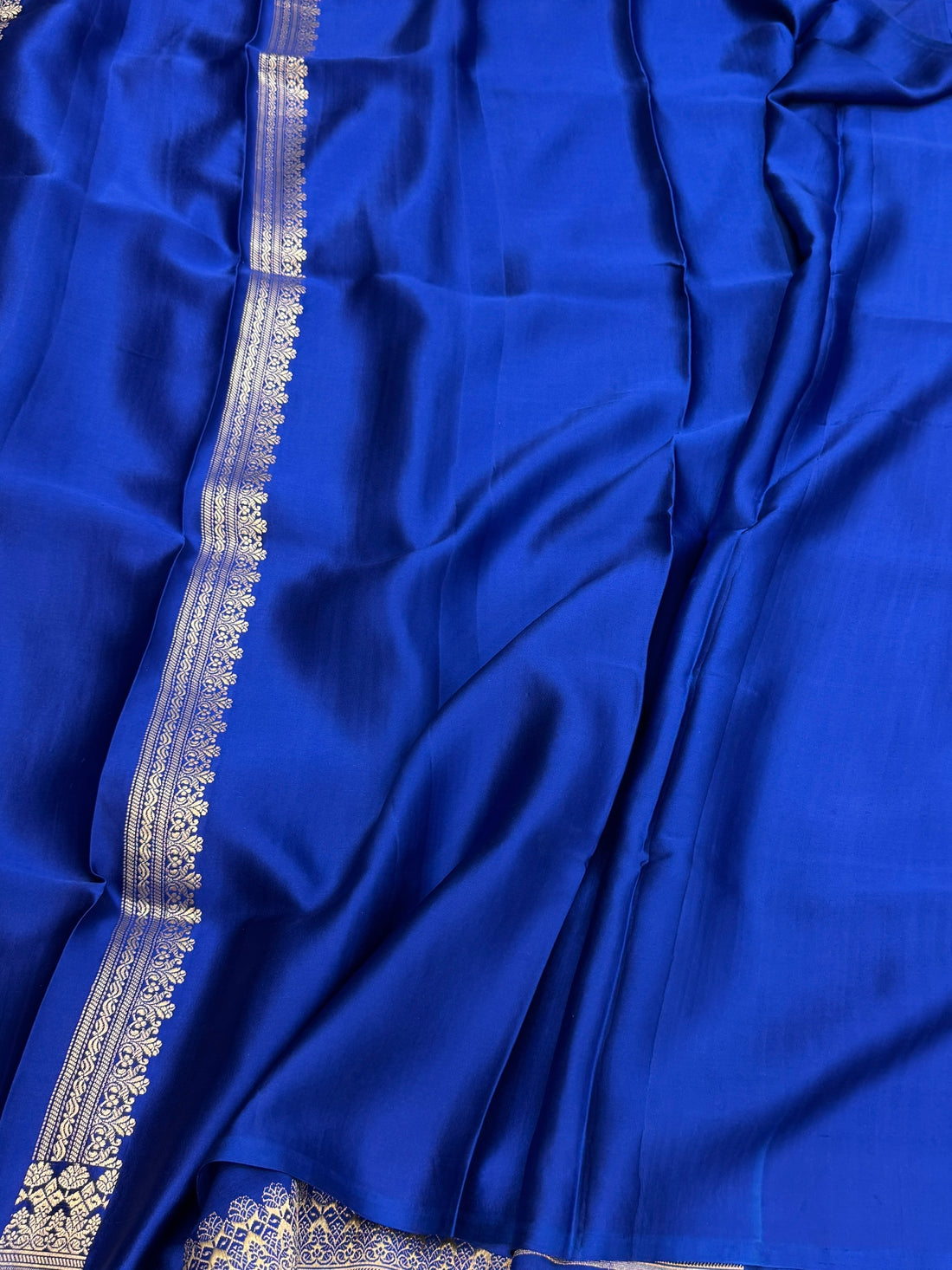 Royal Blue Handwoven Pure Mashru Banarasi Satin Silk Saree – Kadwa Weave | Authentic Banaras Handloom