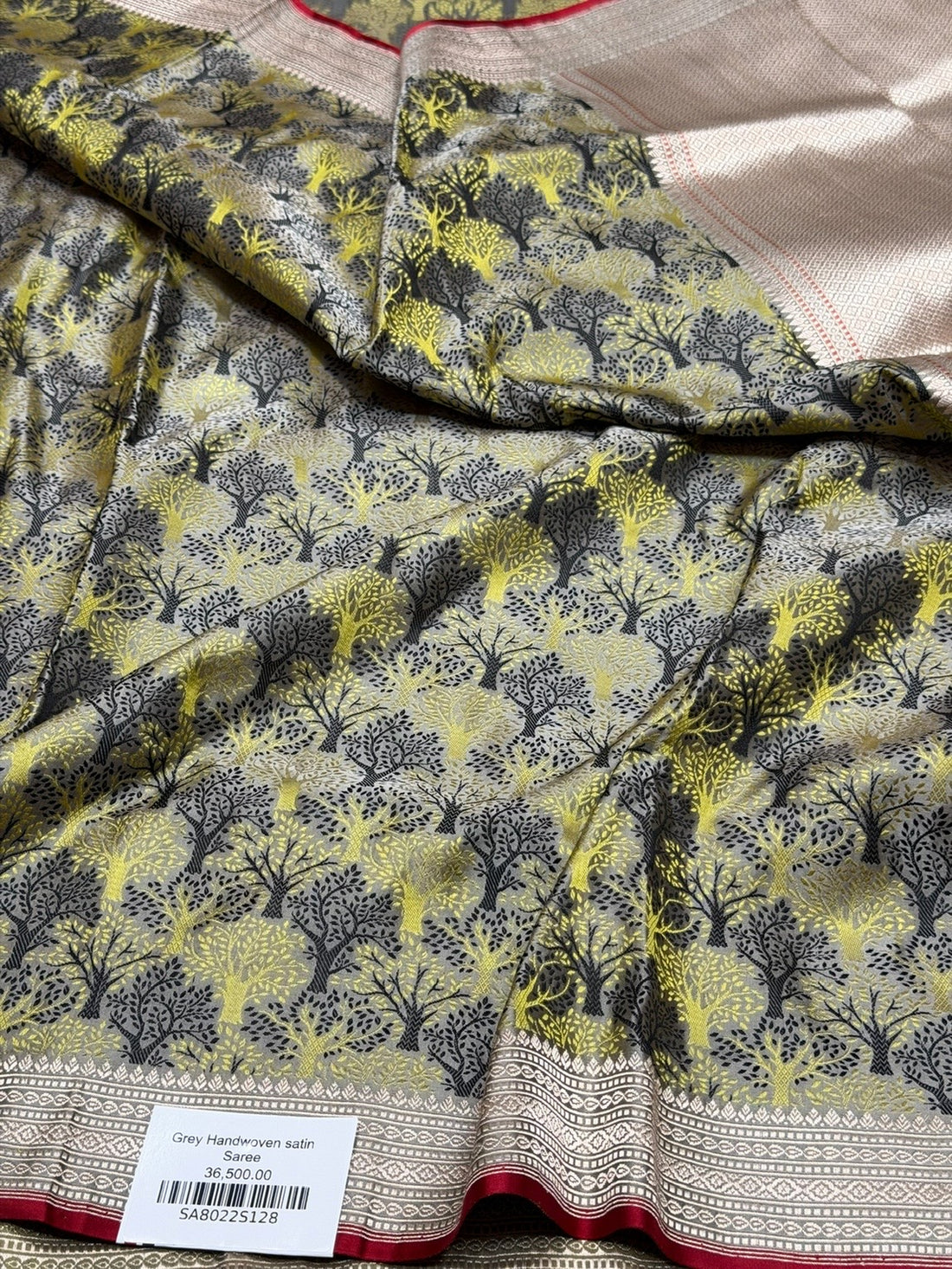 Grey Handwoven Pure Banarasi Satin Tanchoi Silk Saree