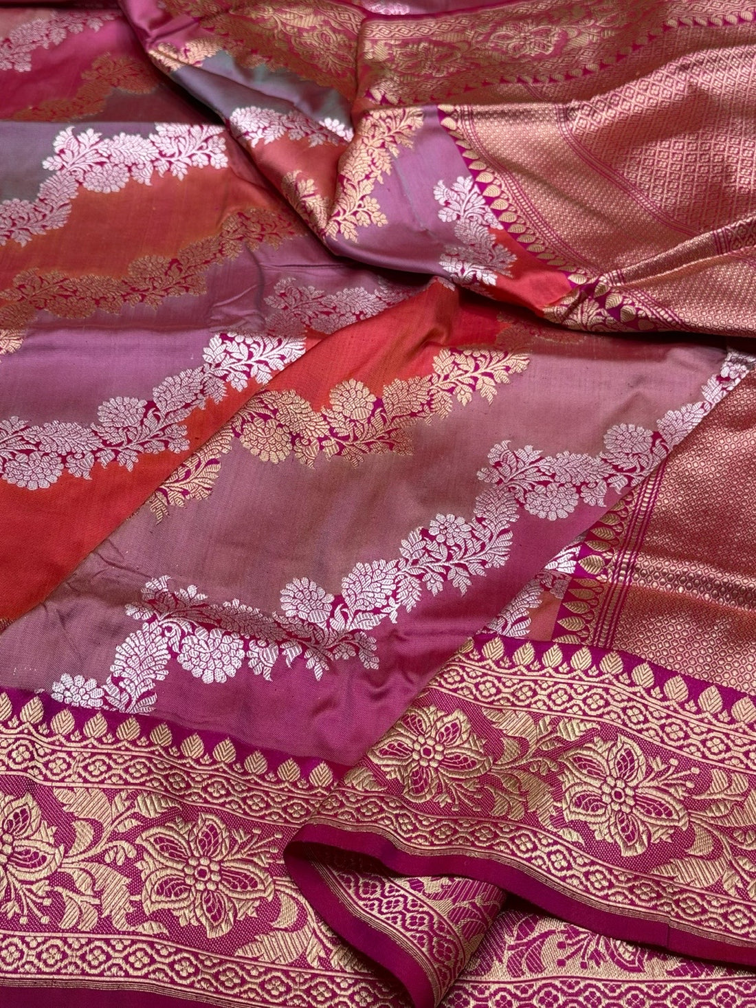 Rani Pink Handwoven Pure Banarasi Rangkaat Silk Saree