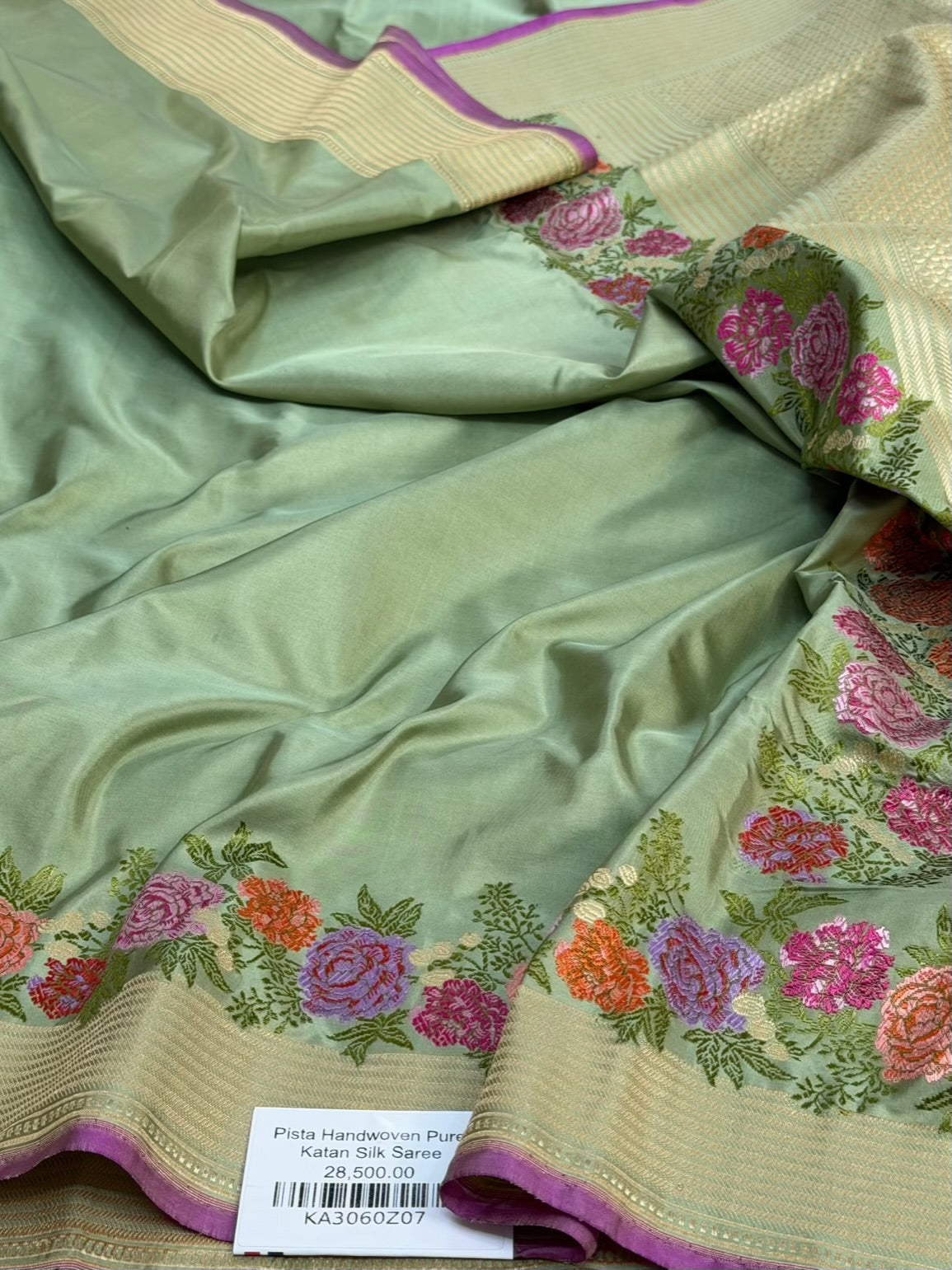 Pista Handwoven Pure Banarasi Silk Saree in Kadwa Weave