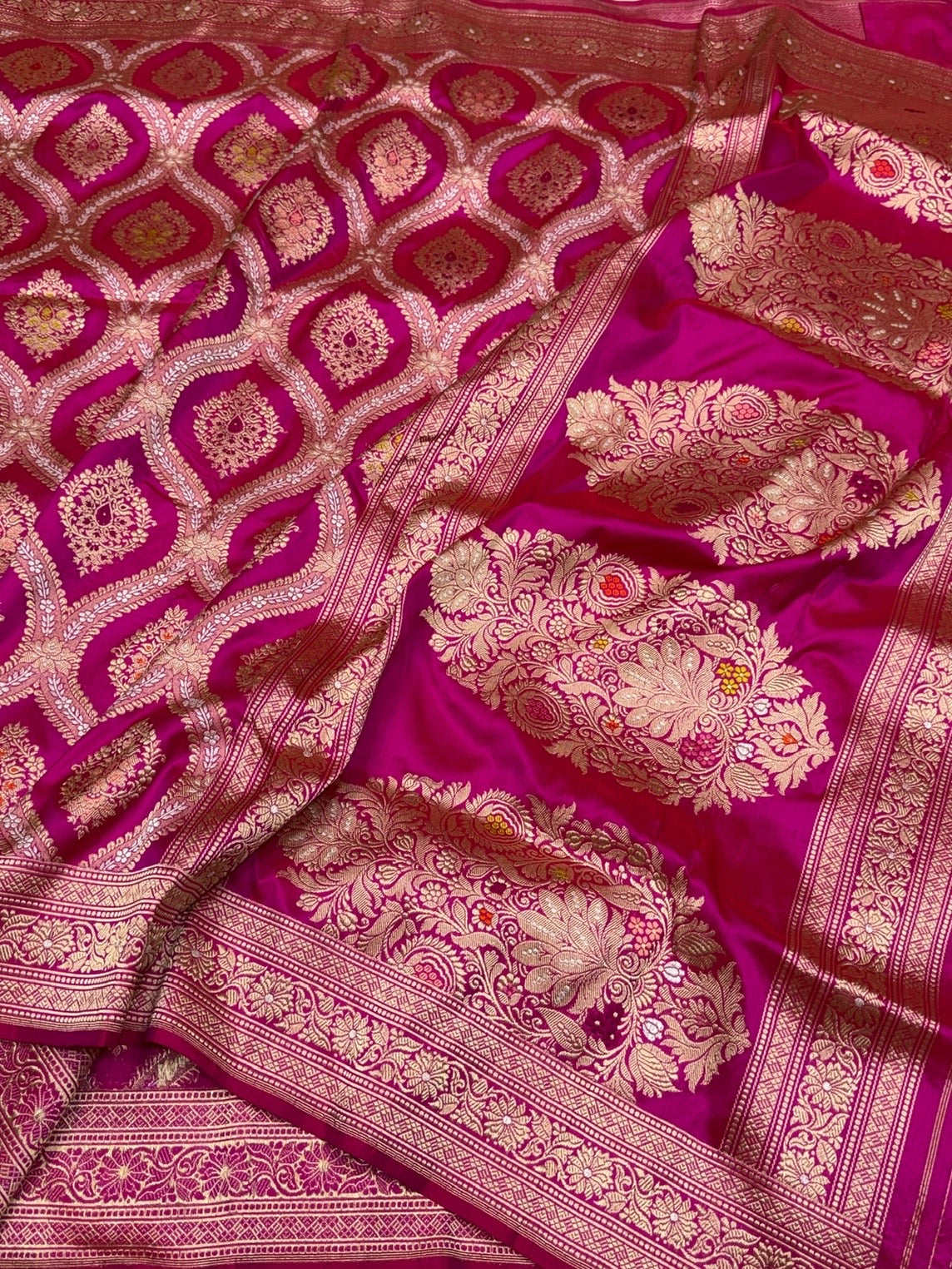 Rani Pink Handwoven Pure Banarasi Silk Saree – Kadwa Weave | Pure Katan-Mulberry Silk | Luxury Traditional Banarasi Saree