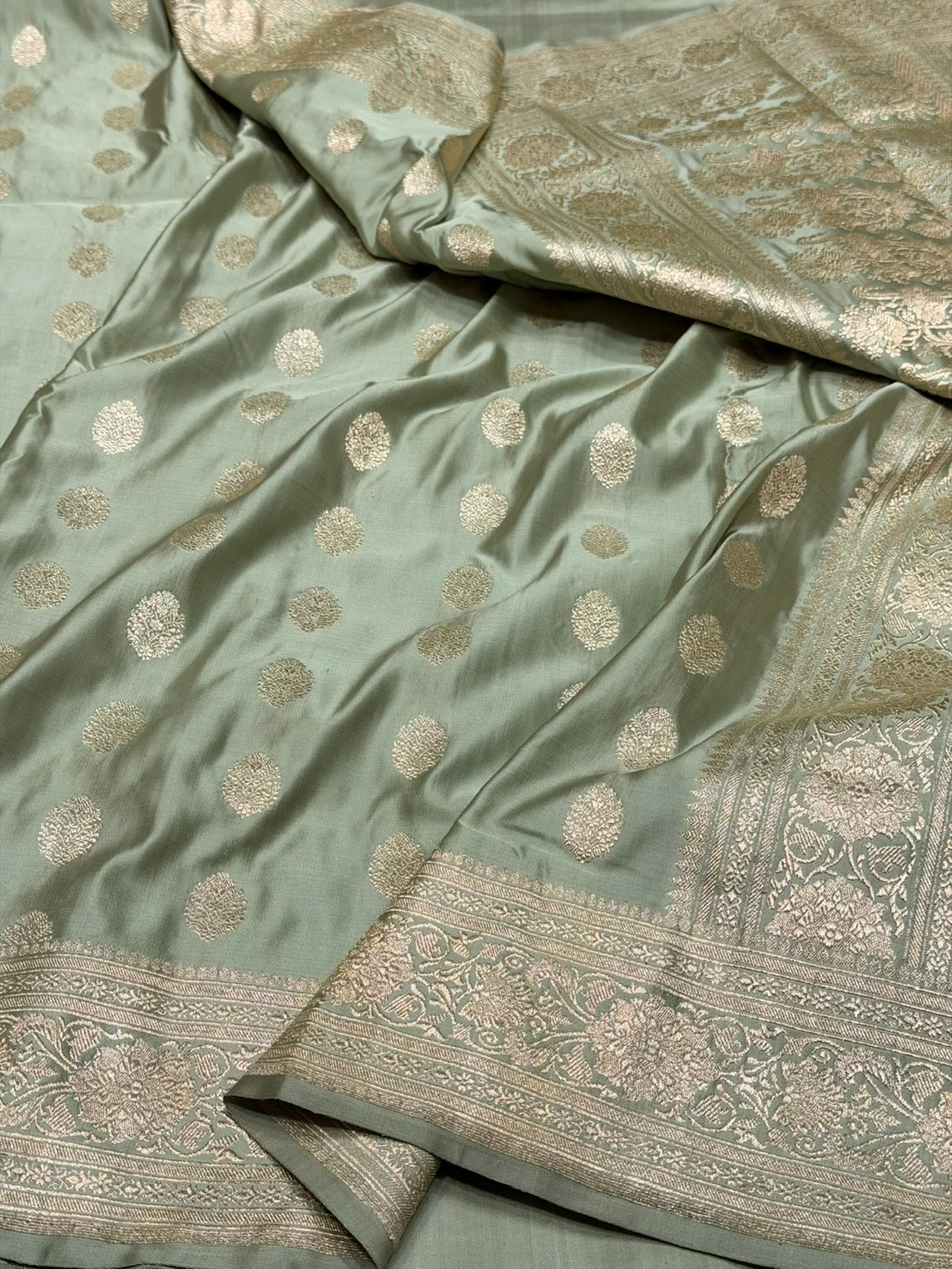 Soft Sage Green Handwoven Vintage Pure Banarasi Satin Silk Saree