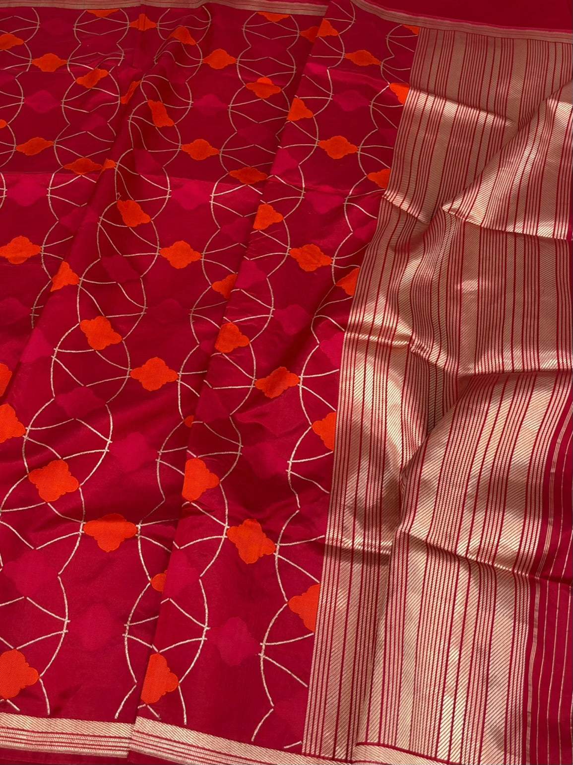 Red Handwoven Pure Banarasi Katan Silk Saree