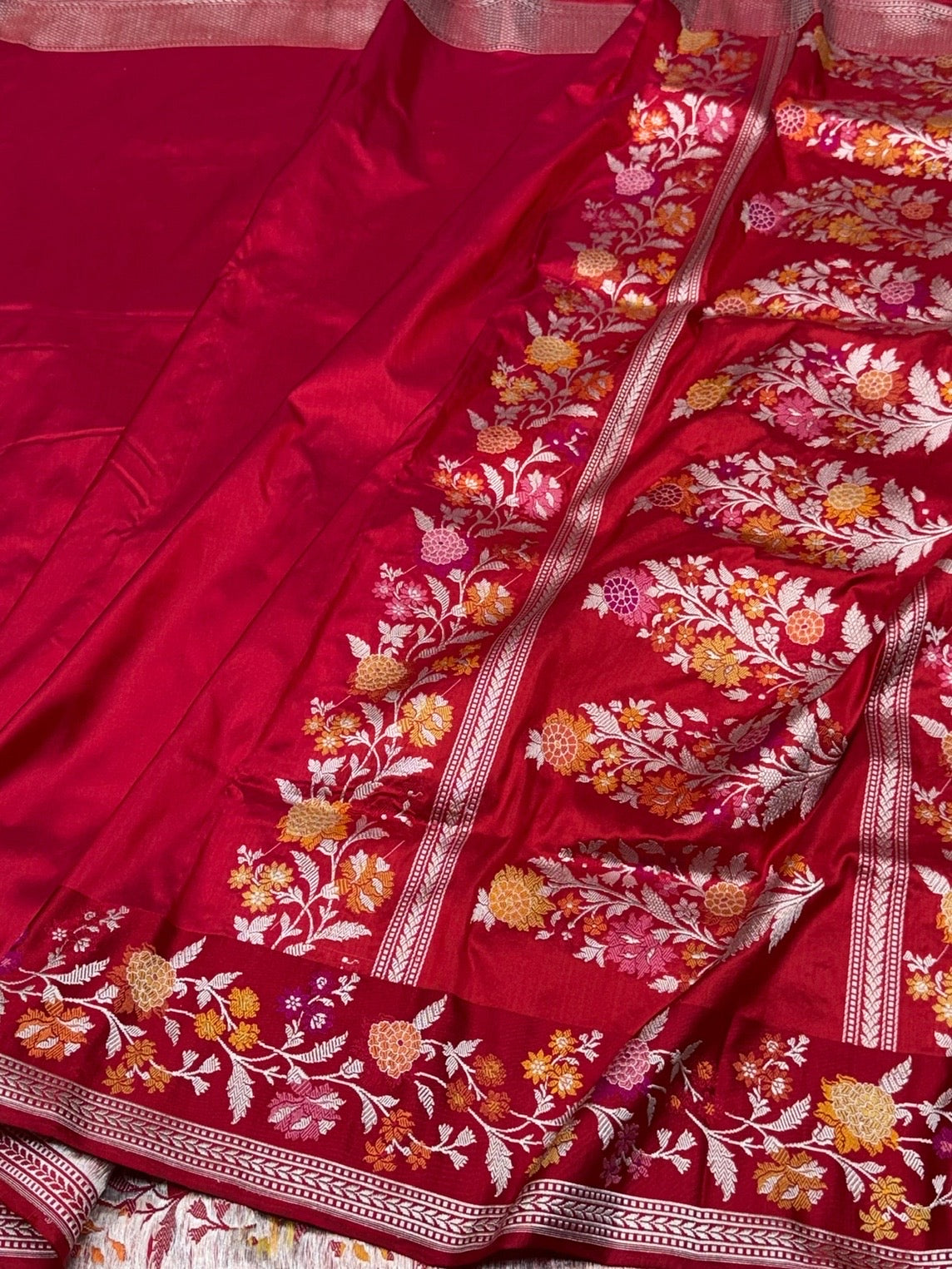 Red Handwoven Pure Banarasi Silk Saree