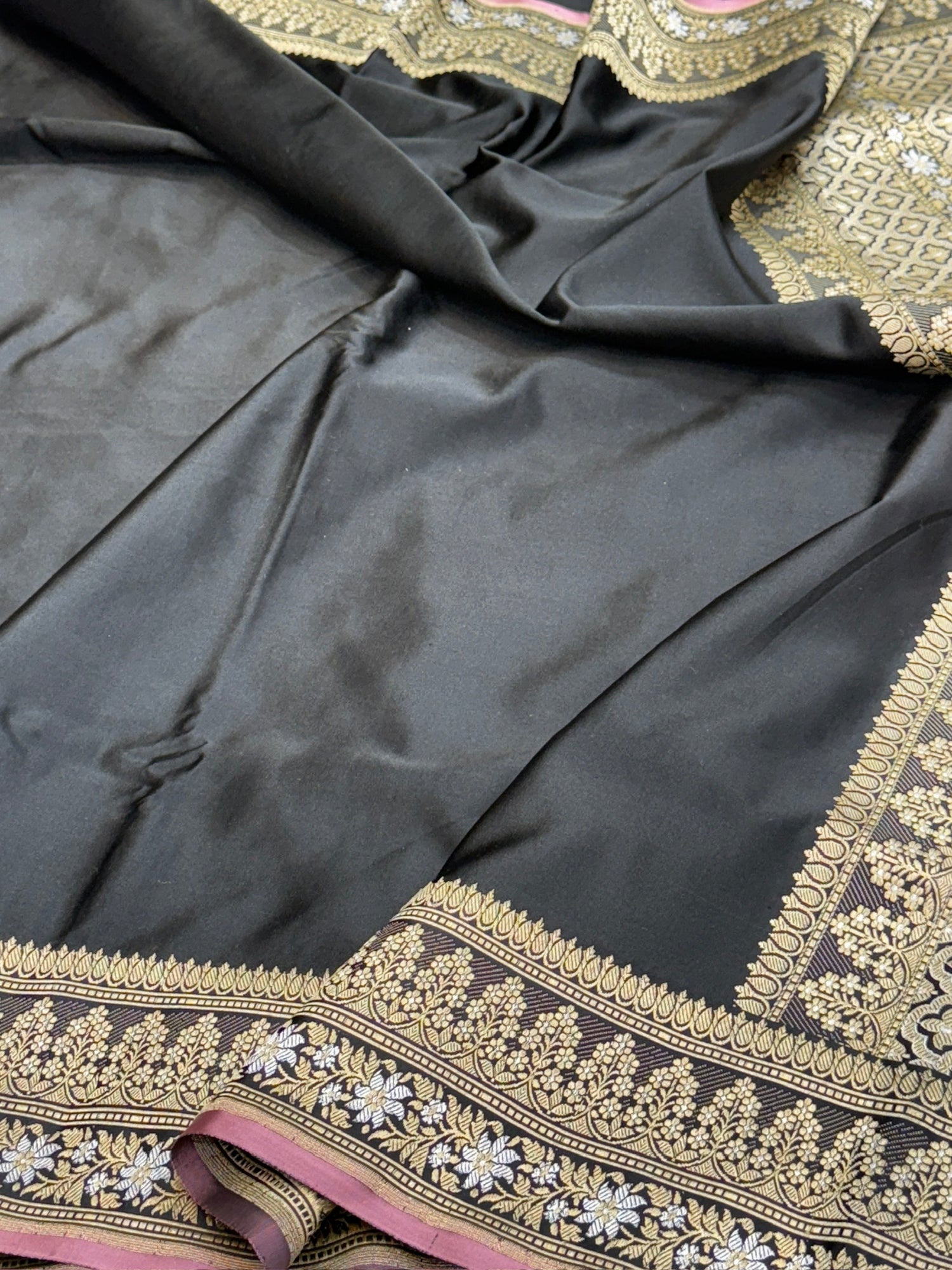 Black Handwoven Banarasi Pure Mashru Satin Silk Saree | Pure Satin Silk | Kadwa Weave | Handloom Banarasi Saree