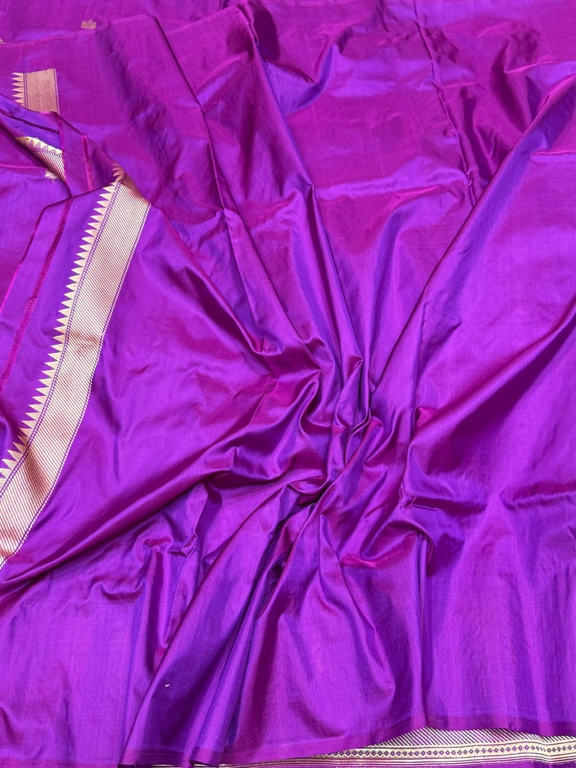 Purple Handwoven Pure Banarasi Silk Saree