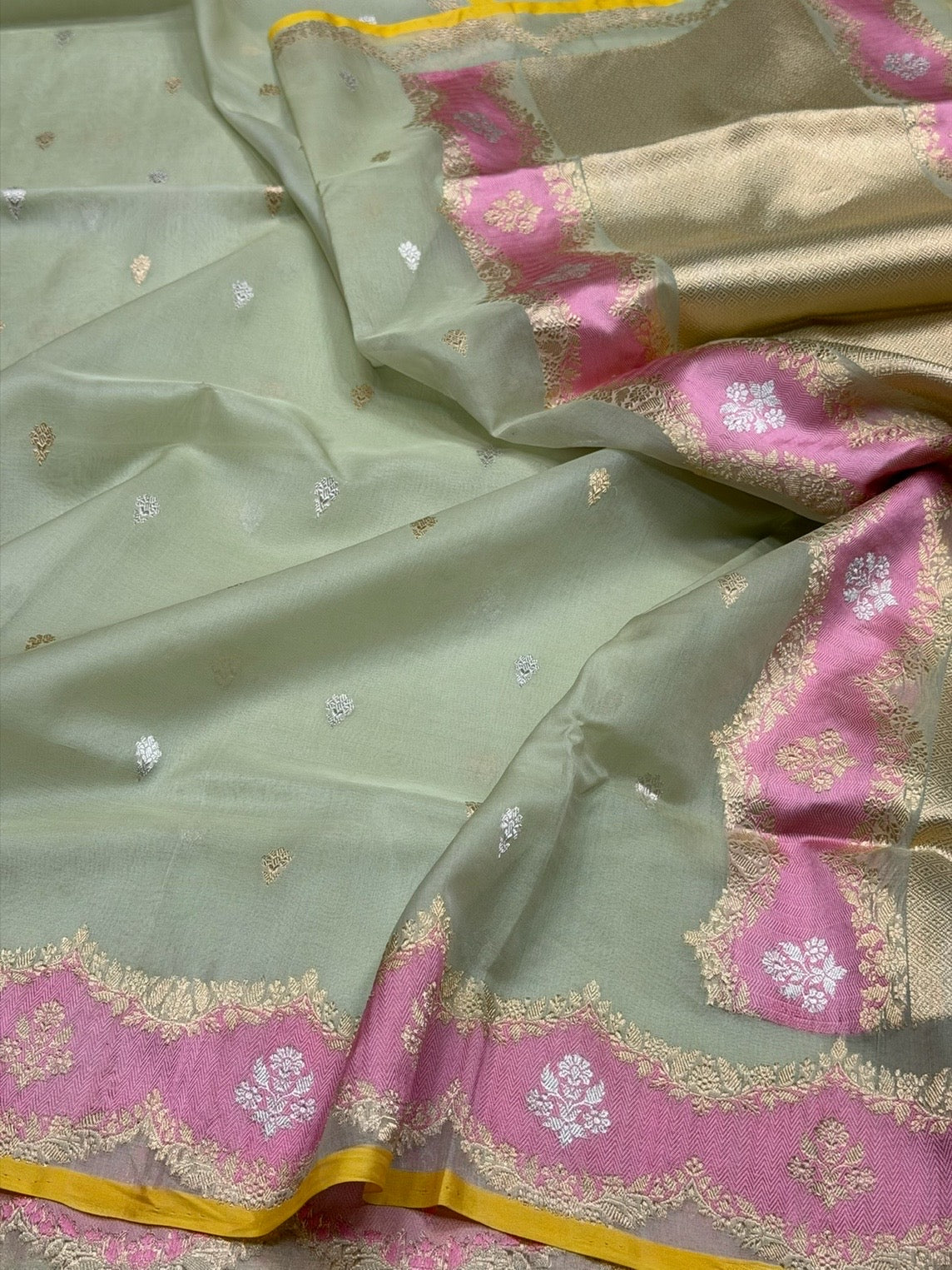 Pista Green Handwoven Banarasi Pure Organza Silk Saree